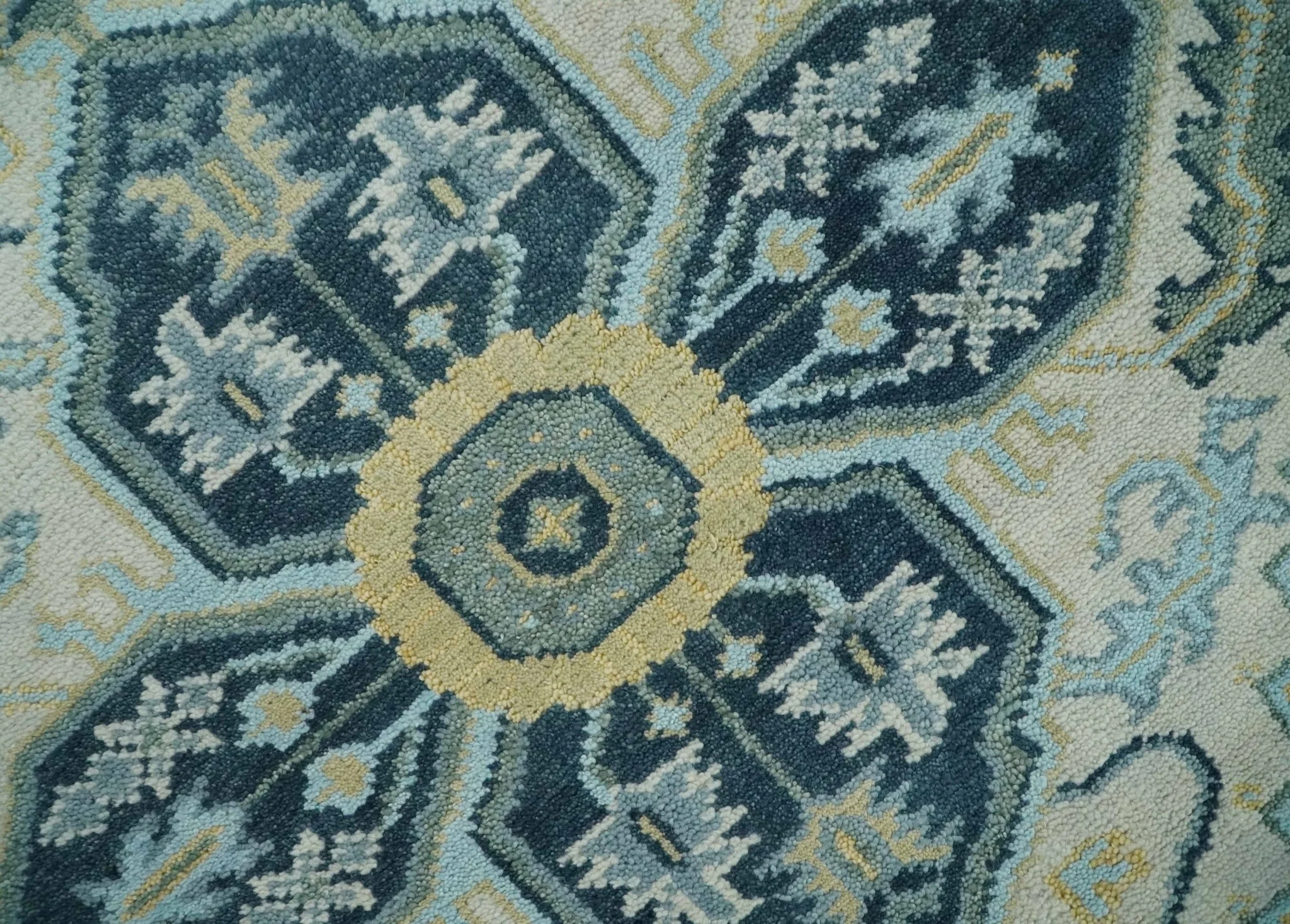 8x10 Ivory, Blue and Beige Heriz Serapi Traditional  Persian Antique Hand Knotted Wool Area Rug | TRDCP1117810 - Image 4