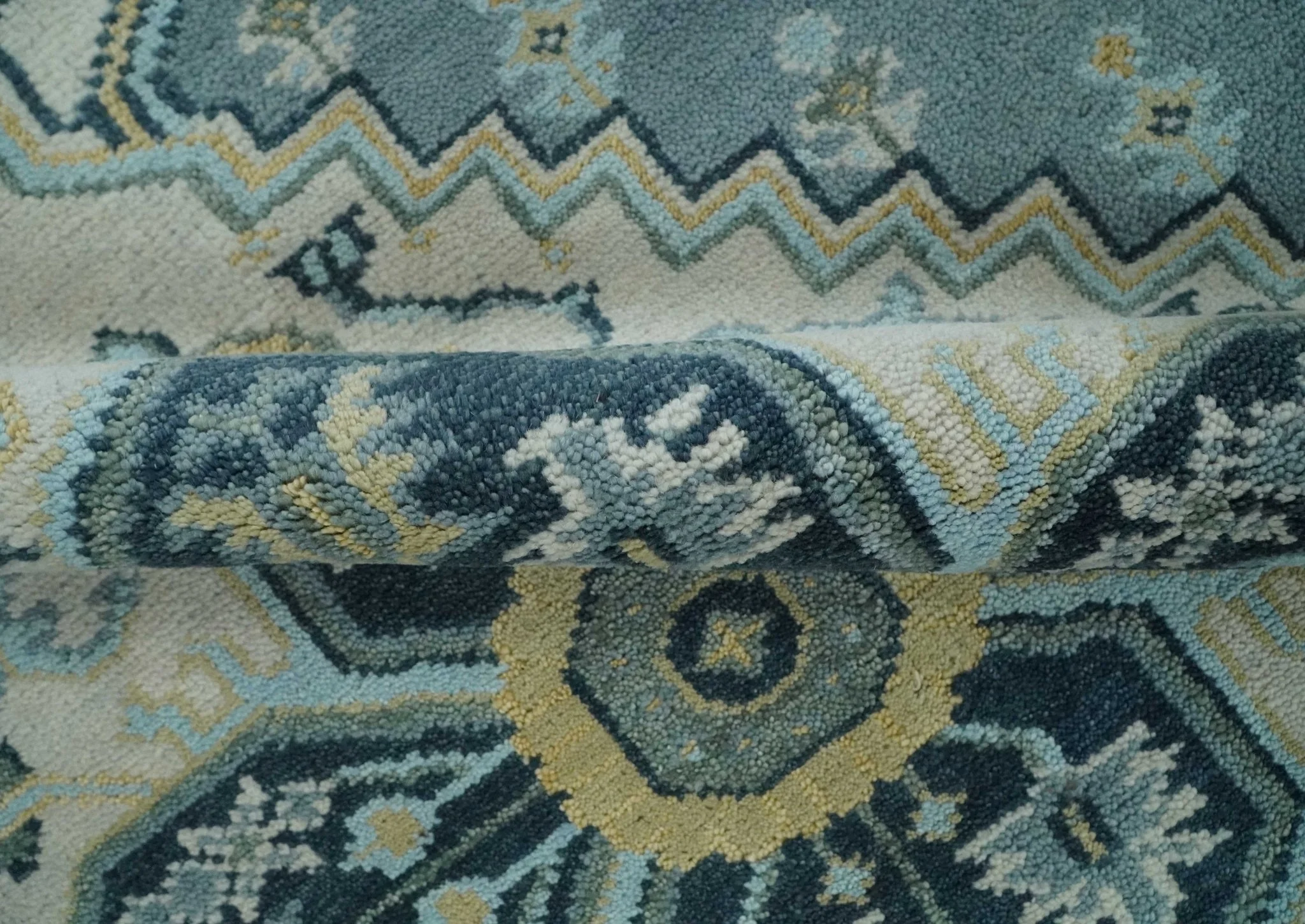 8x10 Ivory, Blue and Beige Heriz Serapi Traditional  Persian Antique Hand Knotted Wool Area Rug | TRDCP1117810 - Image 6