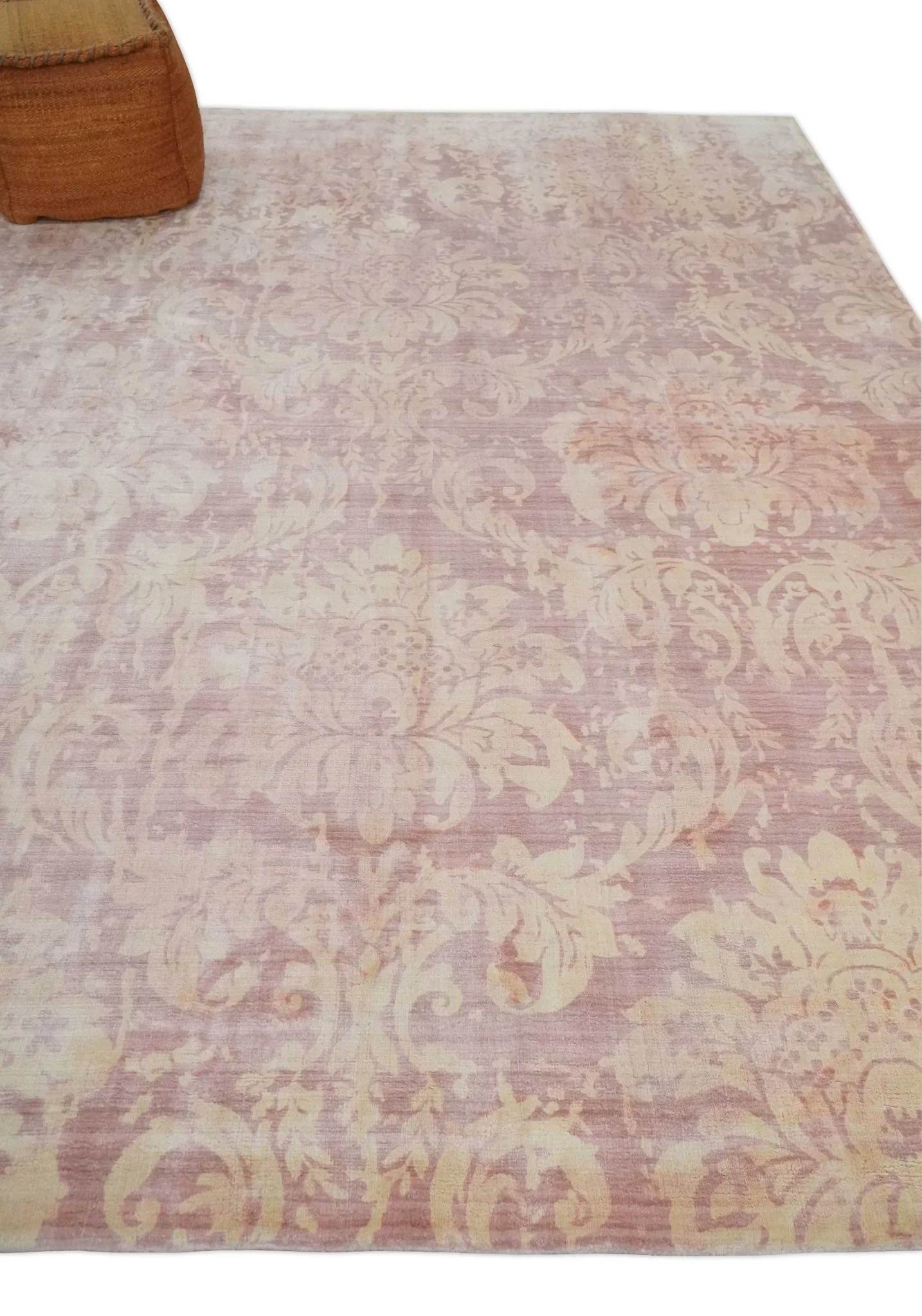 8x10 Pink and Beige Hand Loomed Damask Design Bamboo Silk Area Rug - Image 3