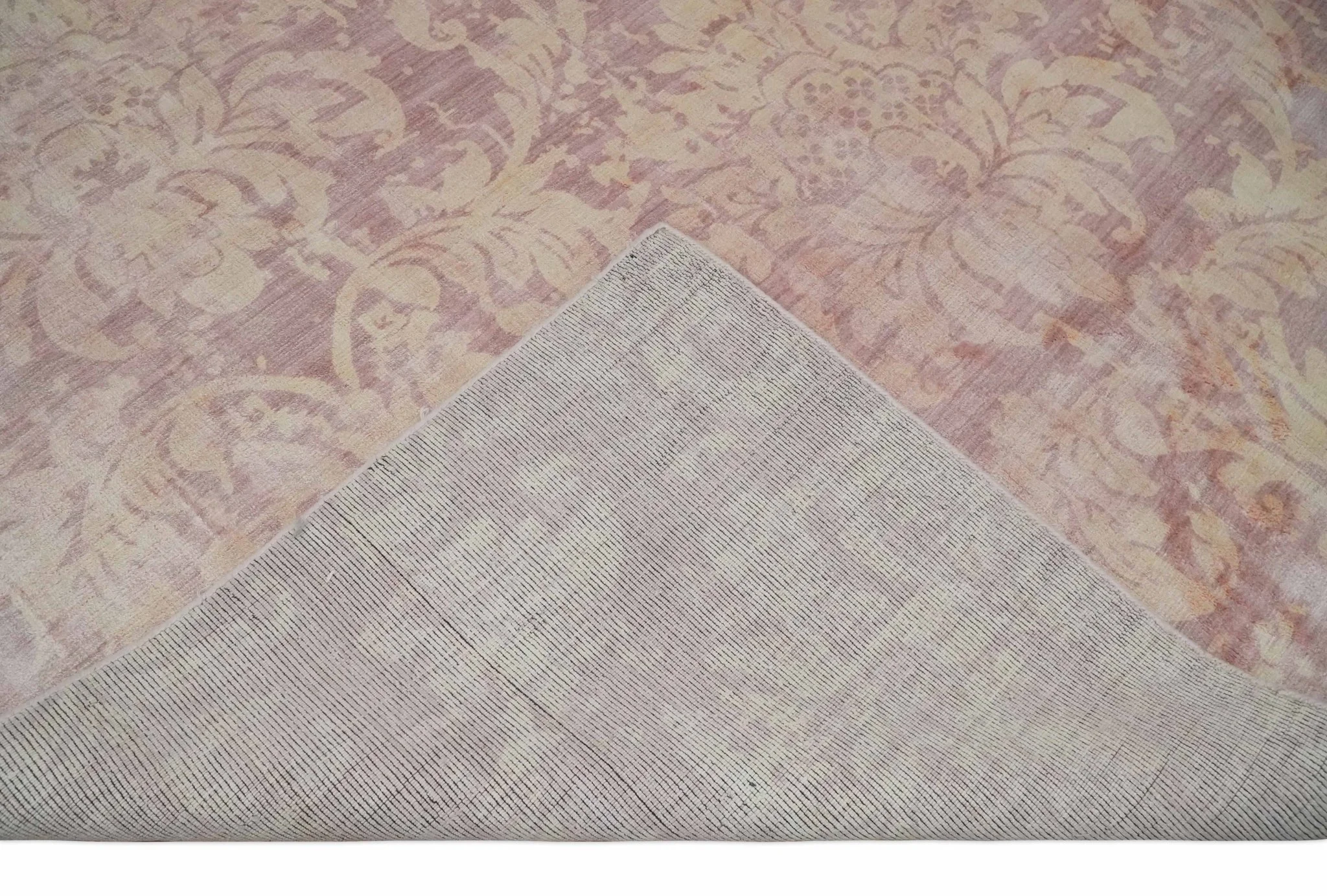 8x10 Pink and Beige Hand Loomed Damask Design Bamboo Silk Area Rug - Image 7