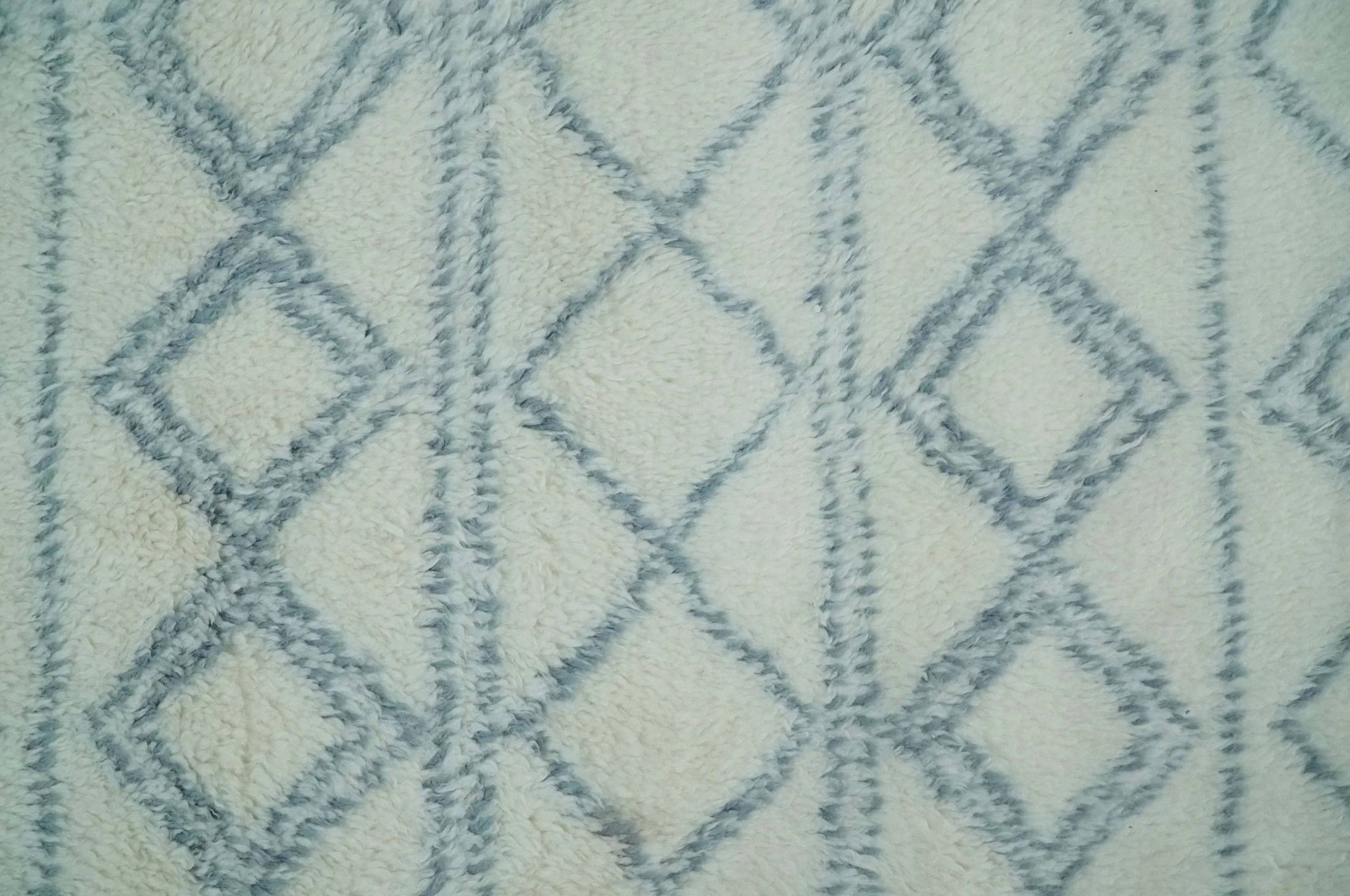 Ivory and Blue 4x6, 5x8 and 8x10 Moroccan Rug | White and Blue Wool Rug | TRD1713 - Image 9
