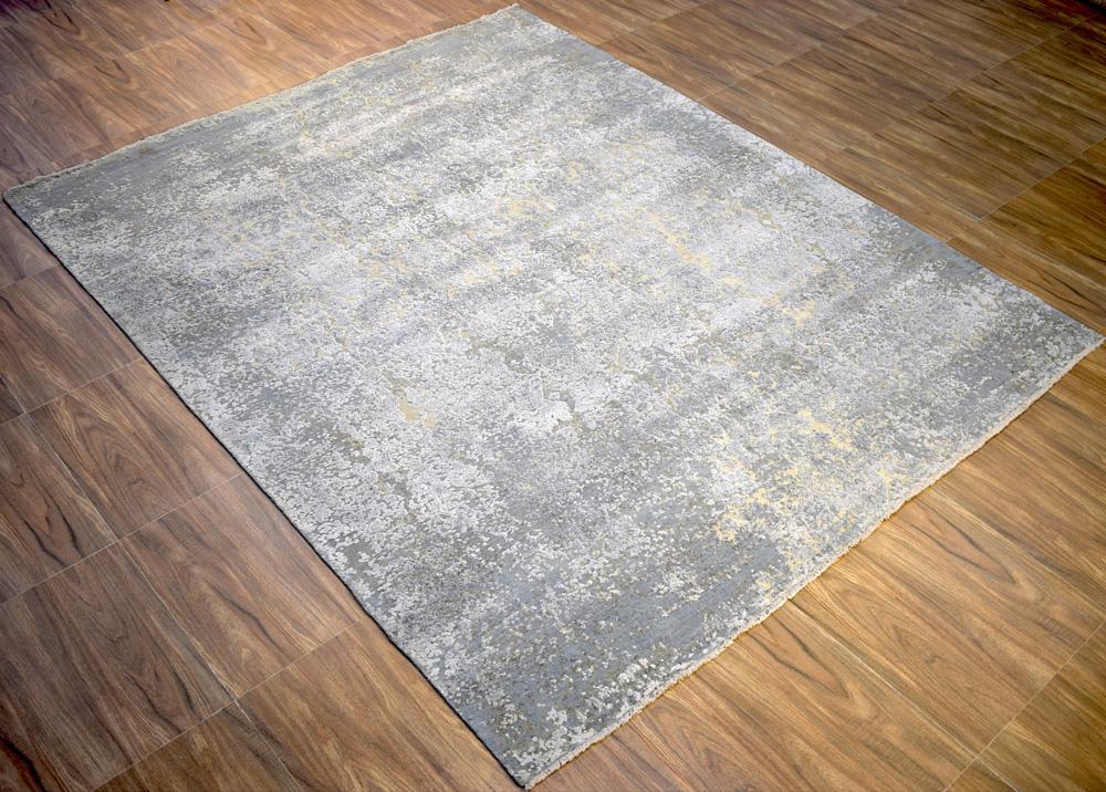 Silver and Charcoal 8x10 Rug Traditional Handmade Wool and Bamboo Silk Area Rug | TRD1788810 - Image 4