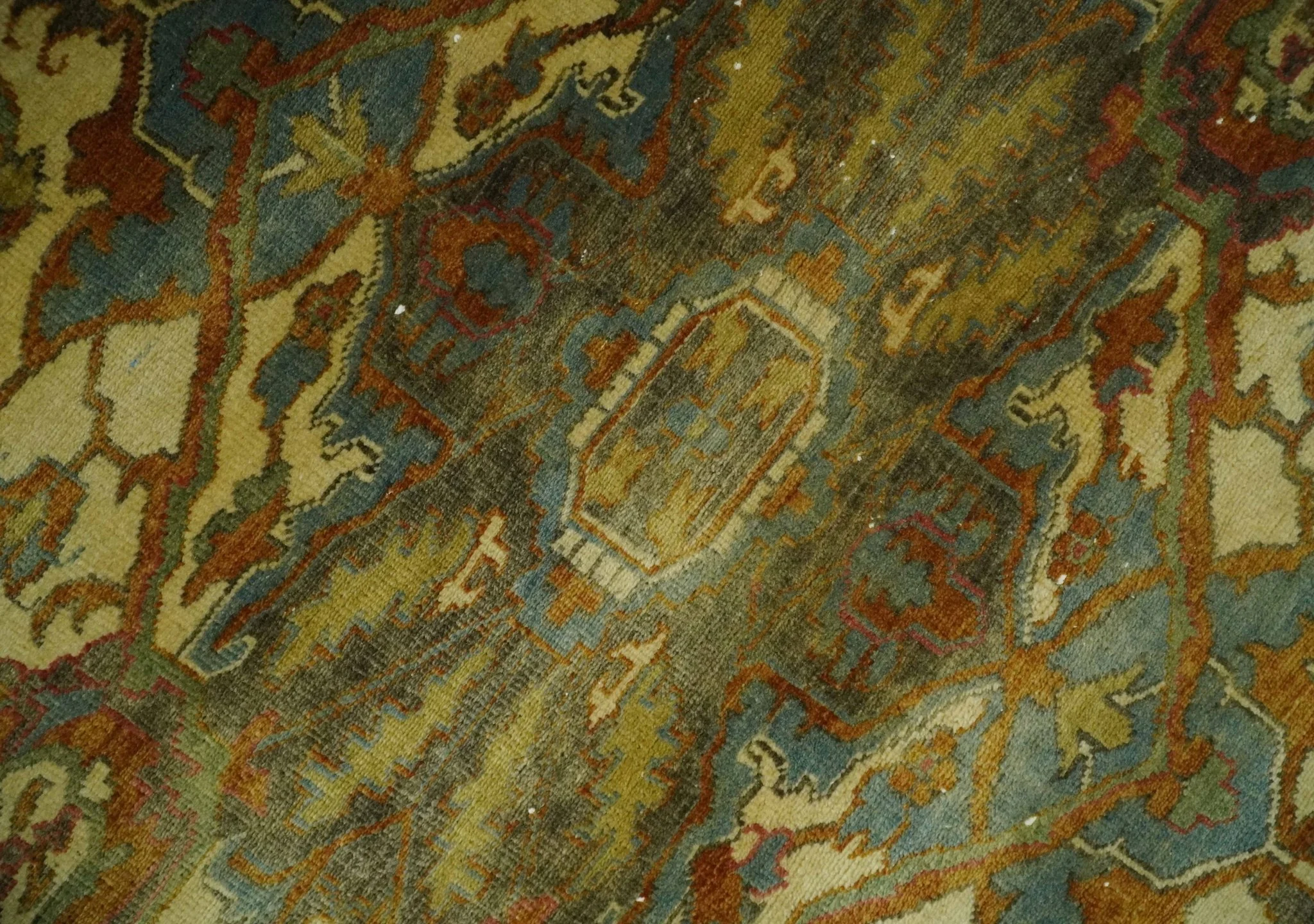 8x10 Rust, Green and Beige Serapi Traditional Vintage Style Hand Knotted Wool Area Rug - Image 6