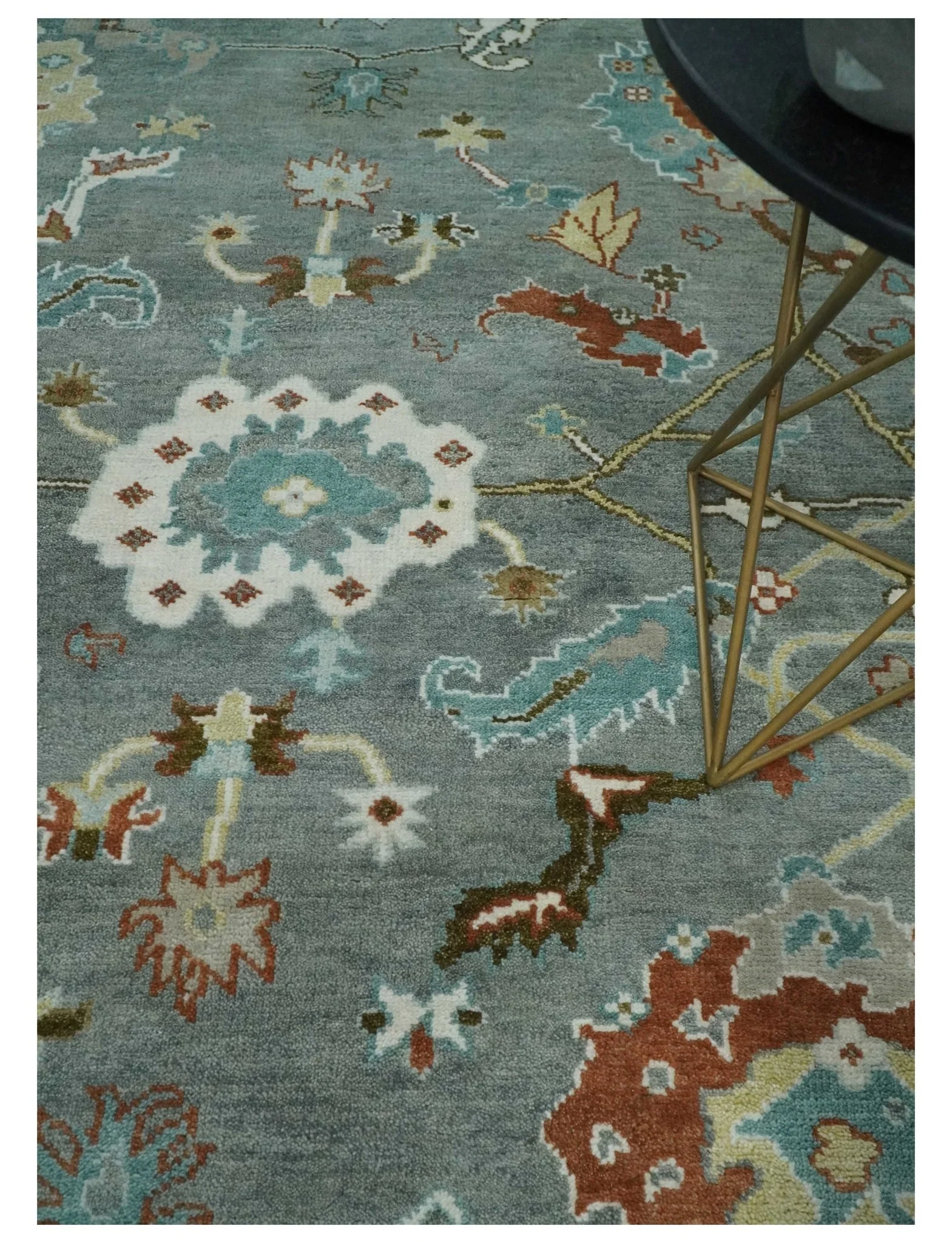 8x10 Hand Knotted Silver and Ivory Oriental Oushak Wool Rug - Image 2