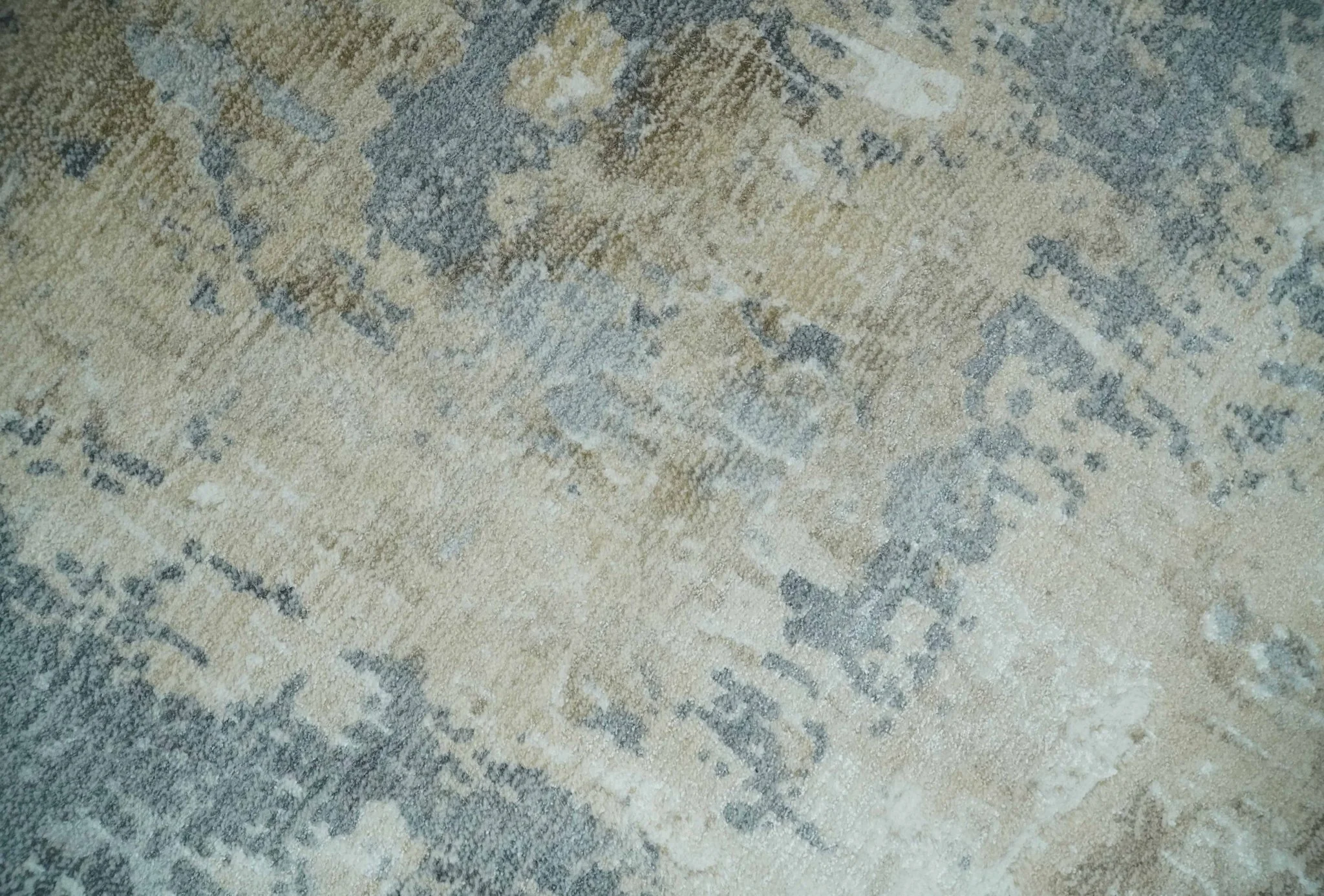Modern Abstract  8x10 Silver, Charcoal and Olive Hand Loomed Blended wool and Art silk Area Rug - Image 4