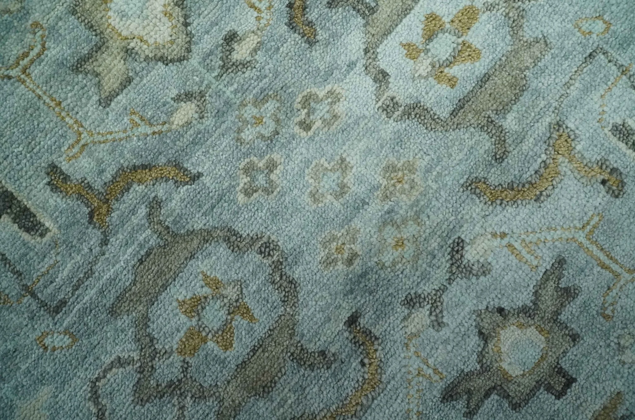 8x10 Traditional Hand Knotted Blue and Ivory Hand Knotted wool area Rug - Image 4