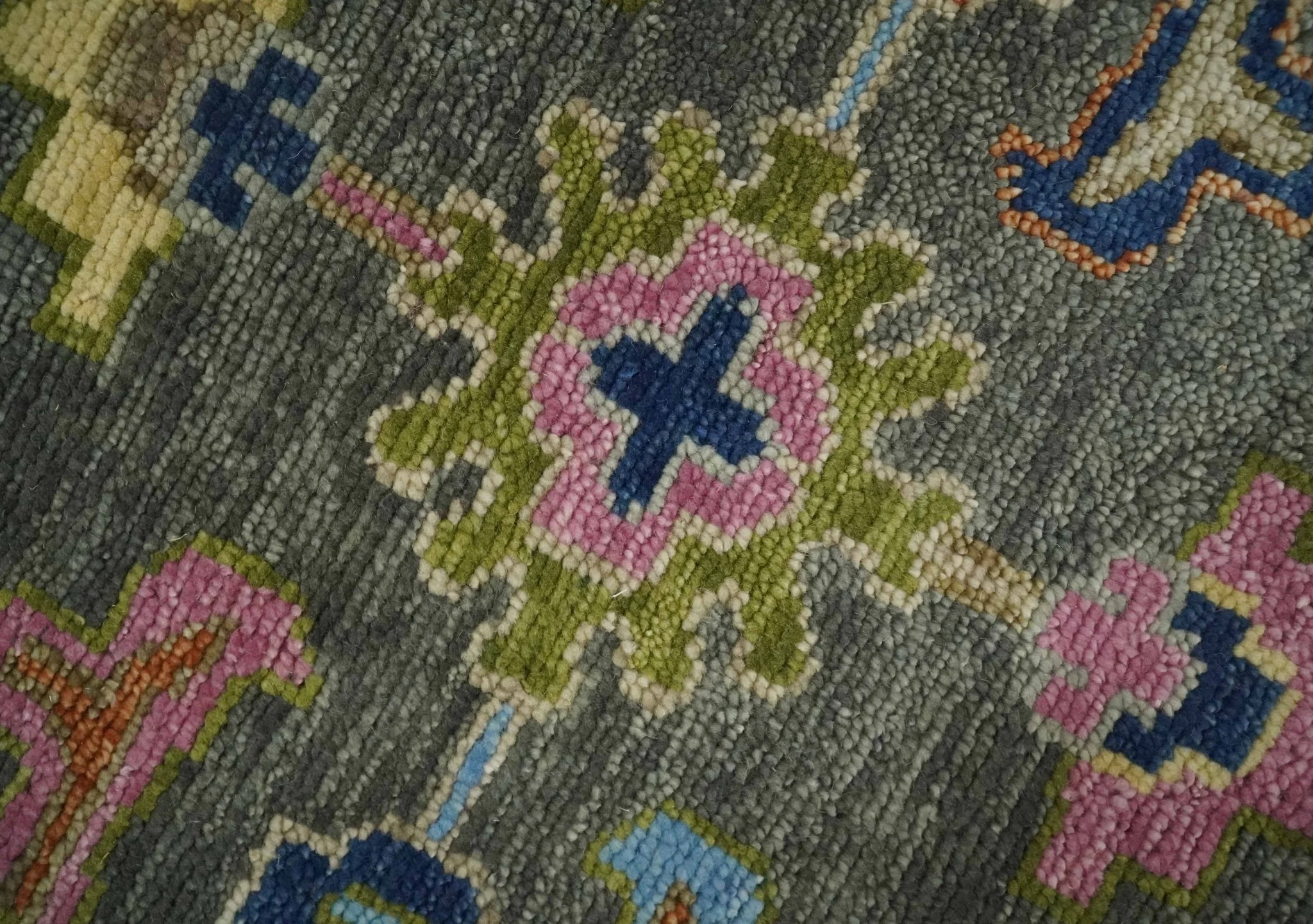 Antique Gray and Pink 5x8, 6x9, 8x10, 9x12, 10x14 and 12x15 Wool Traditional Persian Silver Vibrant Colorful Hand knotted Oushak Area Rug | TRDCP787 - Image 4