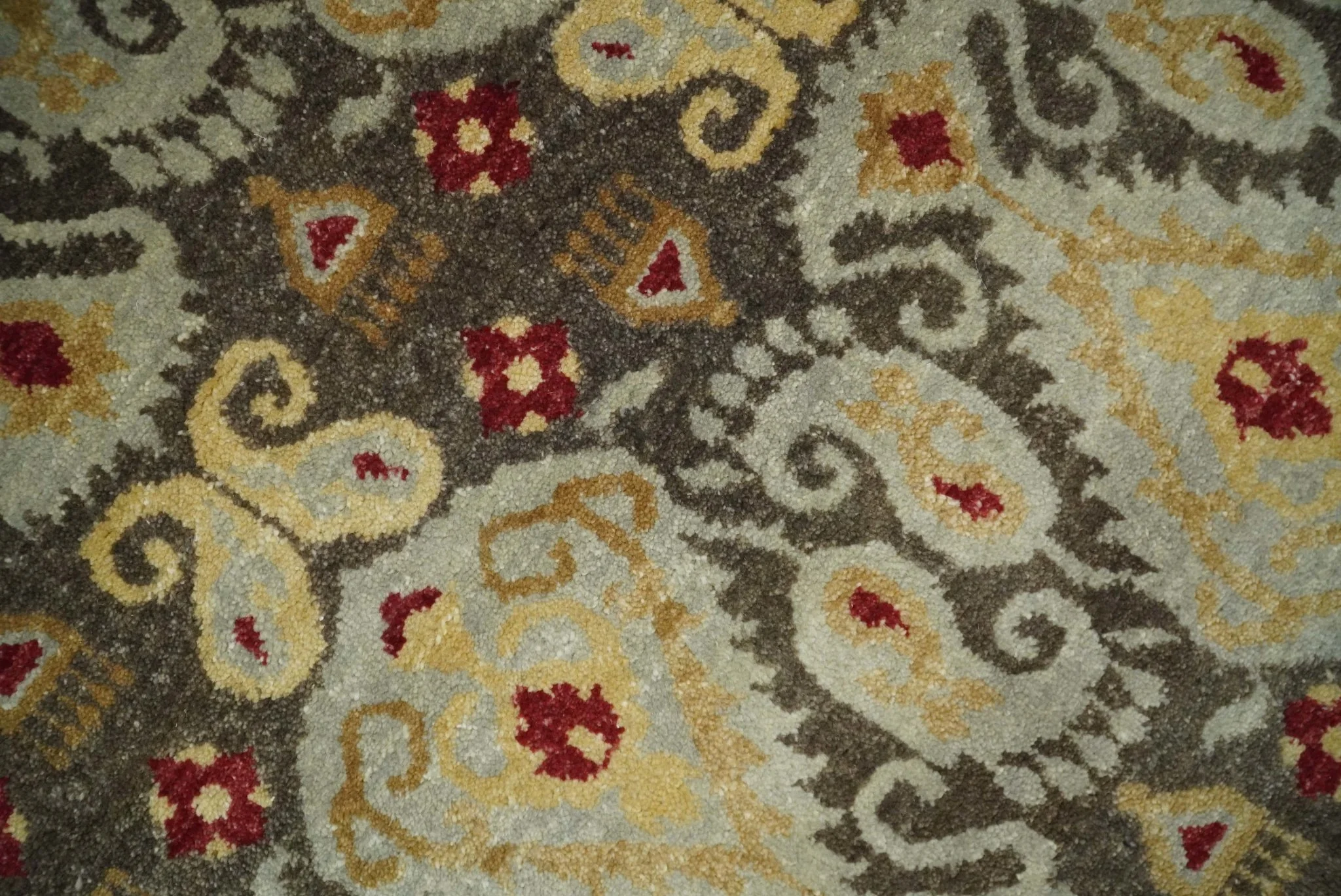 8x8 Round Fine Hand Knotted Brown and Beige Traditional Vintage Persian Style Antique Wool Rug | AGR48 - Image 4
