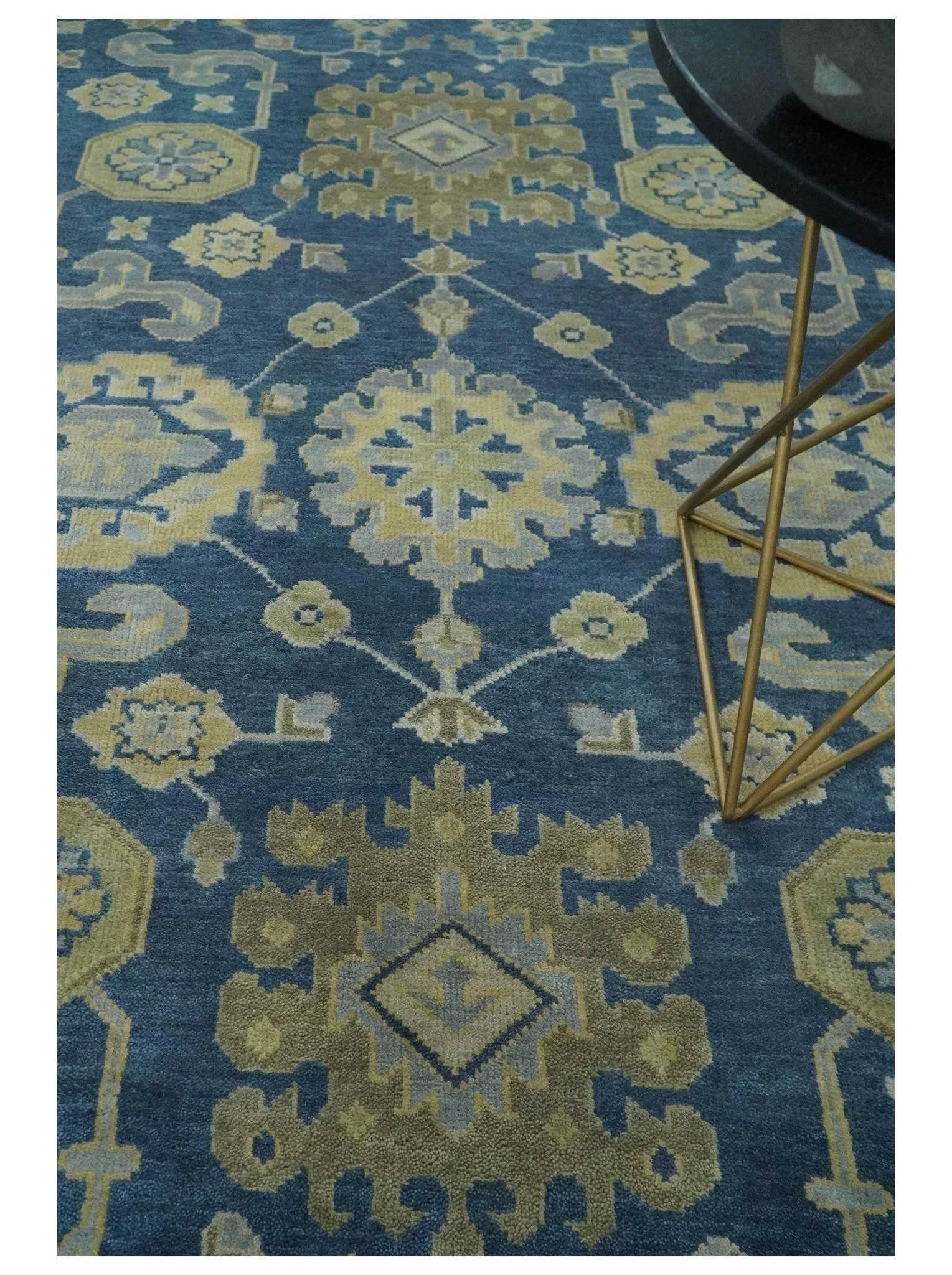 Ready to Ship 9x12 Hand Knotted Blue and Beige Traditional Oushak Wool Rug - Image 2