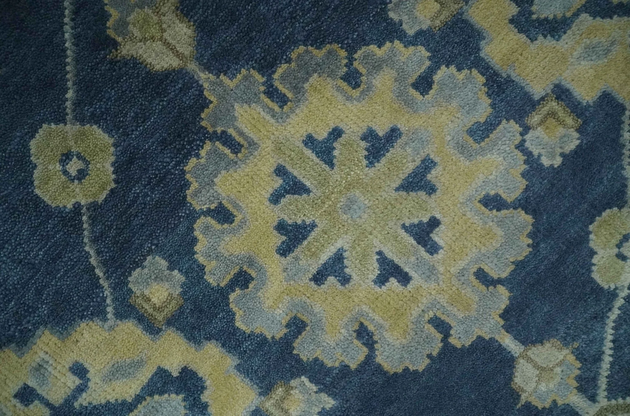 Ready to Ship 9x12 Hand Knotted Blue and Beige Traditional Oushak Wool Rug - Image 4