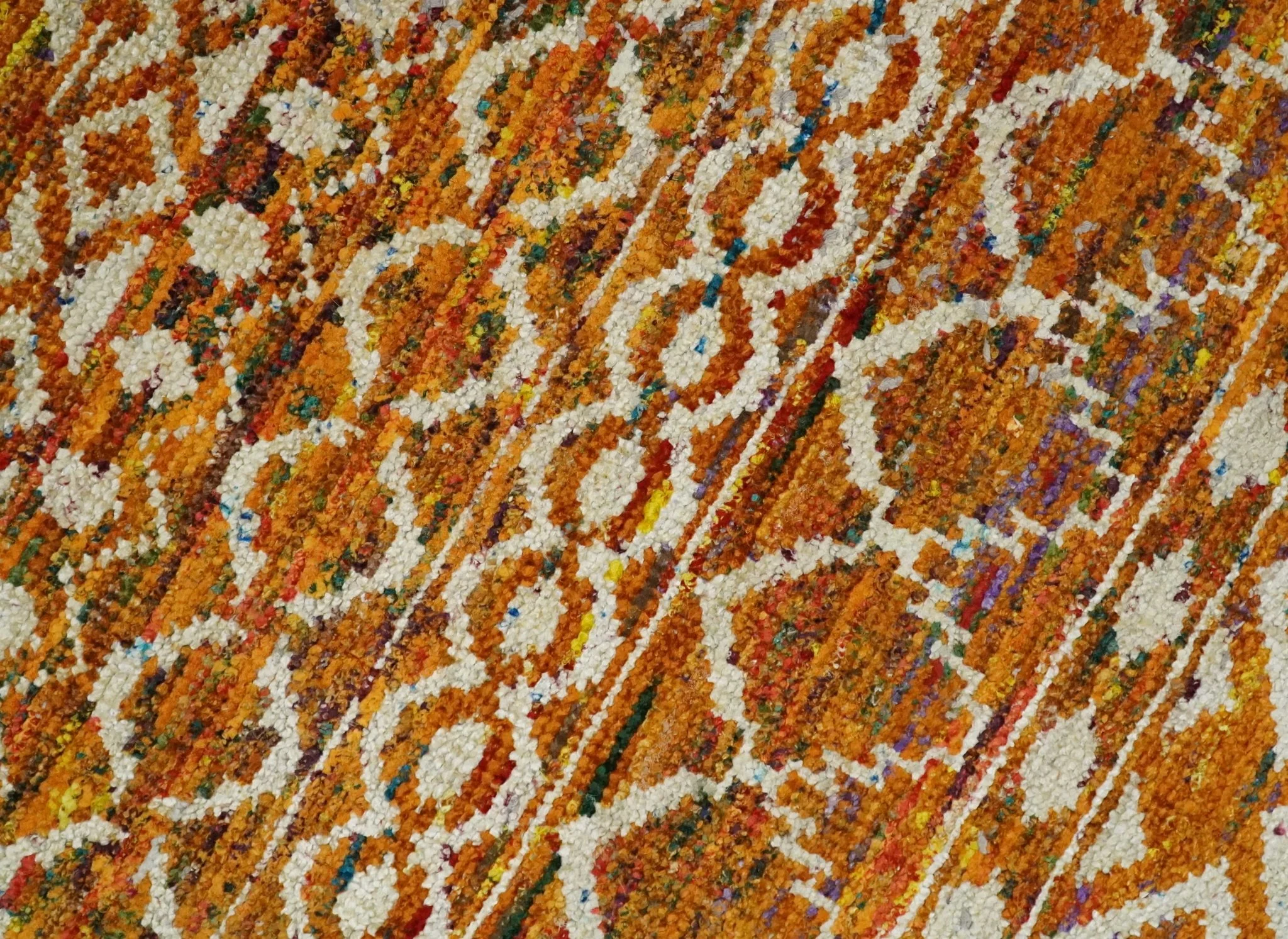9x12 Hand Knotted Gold and White Modern Contemporary Southwestern Tribal Trellis Recycled Silk Area Rug | OP16 - Image 5