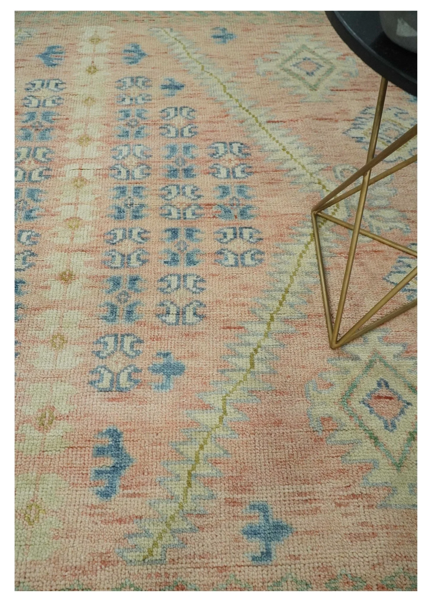 9x12 Hand Knotted Heriz Serapi Peach, Beige and Blue Area Rug - Image 2