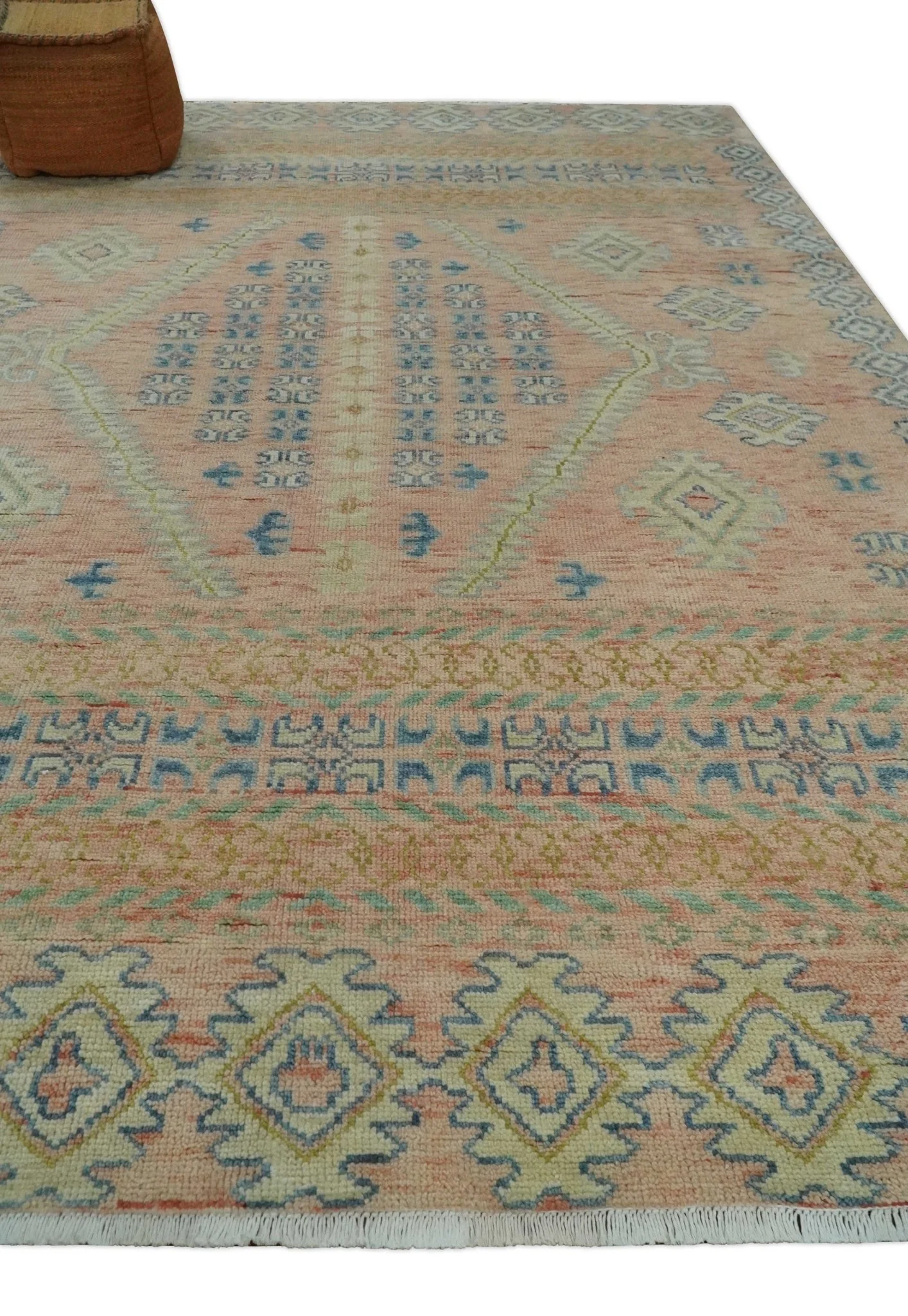 9x12 Hand Knotted Heriz Serapi Peach, Beige and Blue Area Rug - Image 3