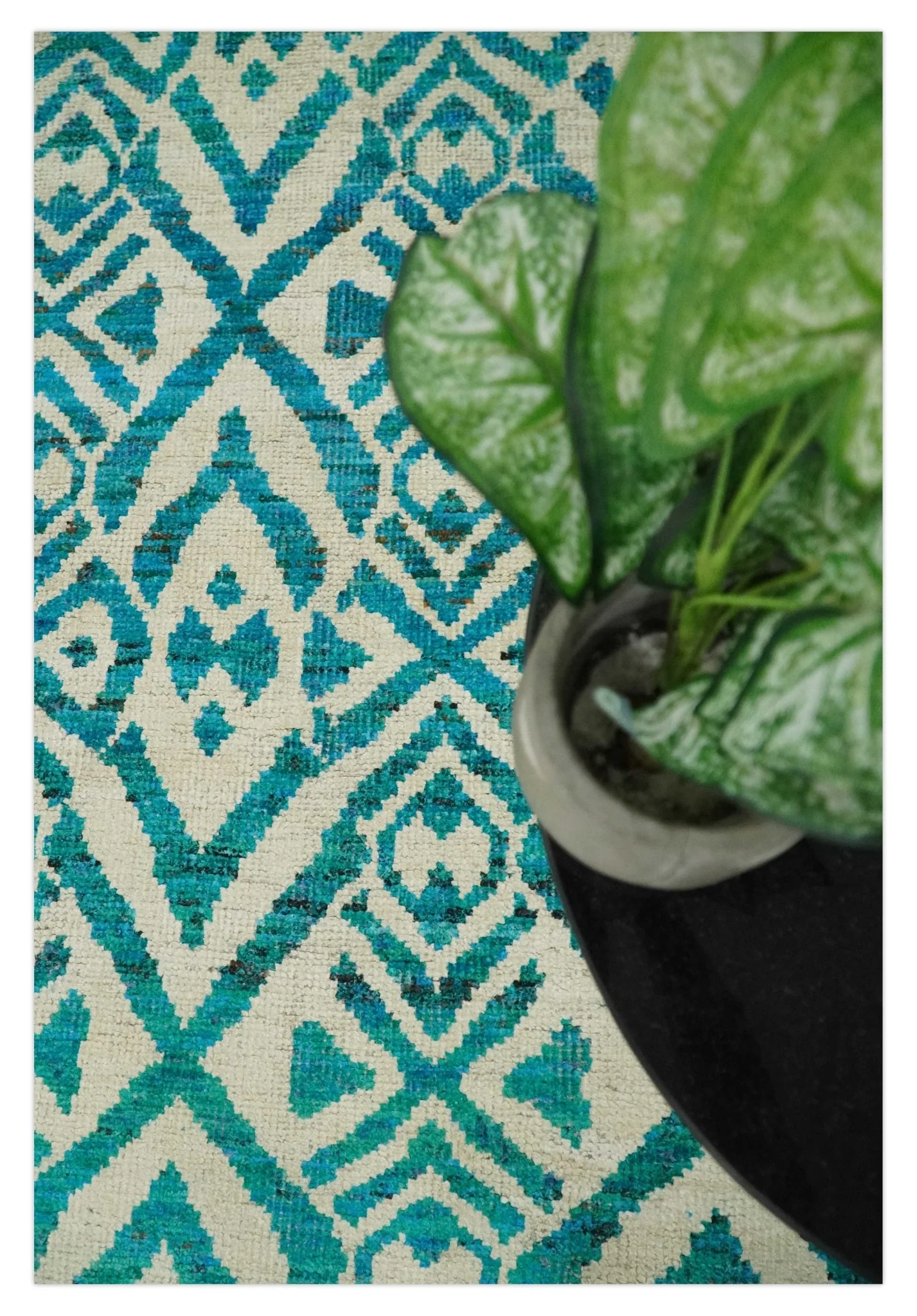 4x6 and 9x12 Hand Knotted Ivory and Blue Modern Contemporary Southwestern Tribal Trellis Recycled Silk Area Rug | OP21 - Image 6