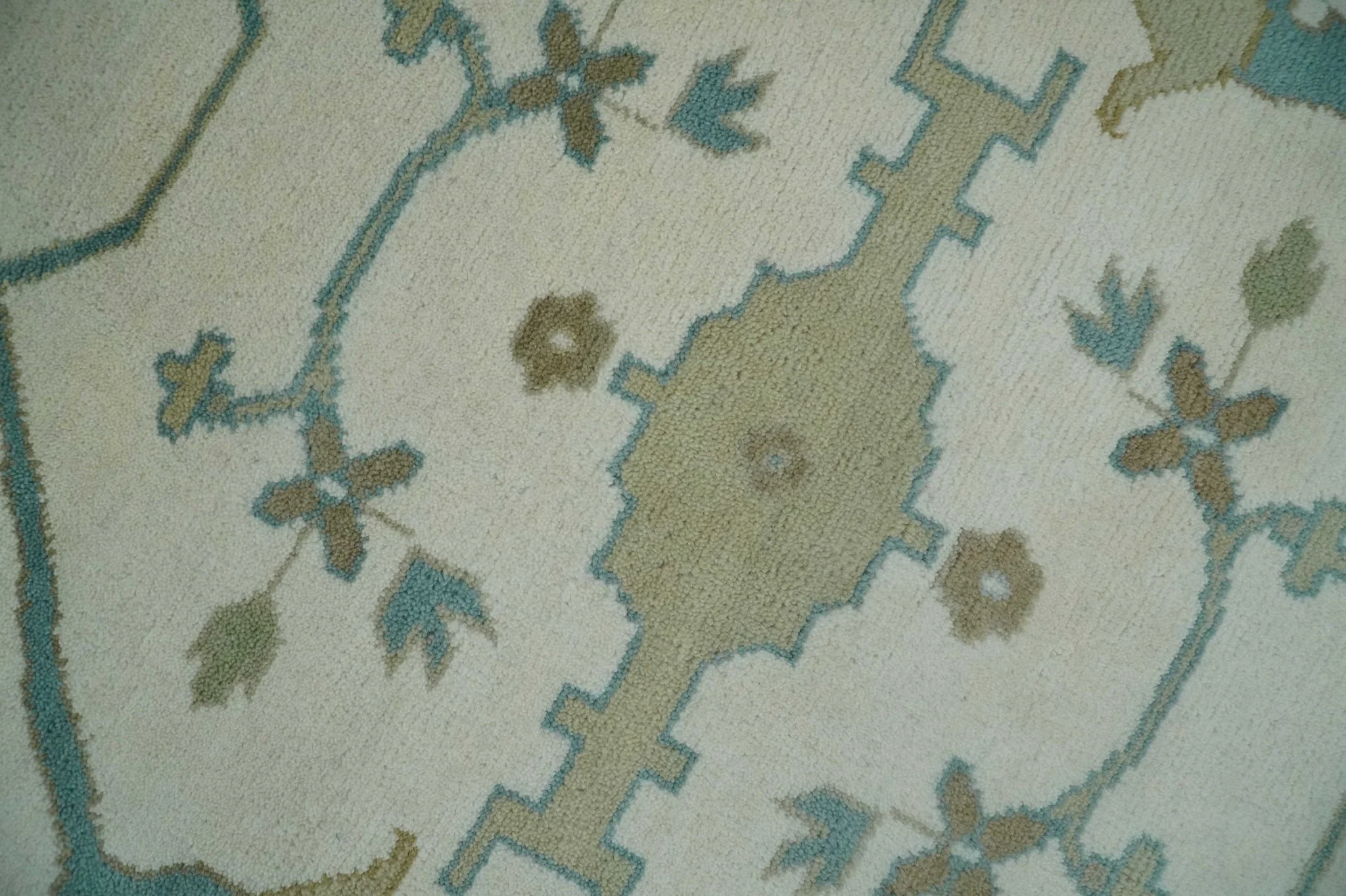 9x12 Hand Knotted Oriental Oushak Ivory, Teal and Beige Wool Area Rug - Image 4