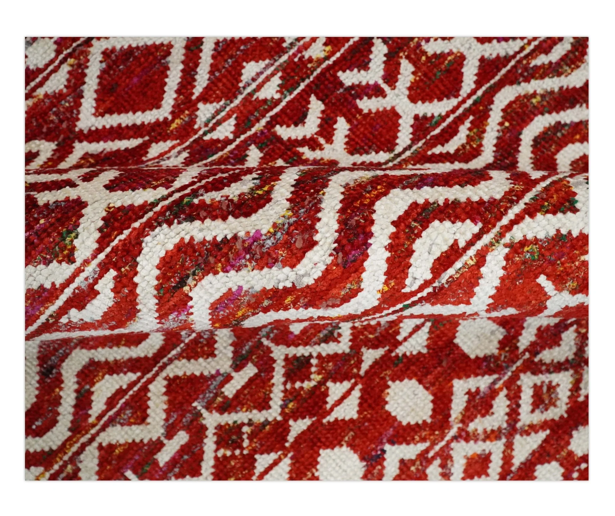 4x6 and 9x12 Hand Knotted Rust and White Modern Contemporary Southwestern Tribal Trellis Recycled Silk Area Rug | OP7 - Image 8