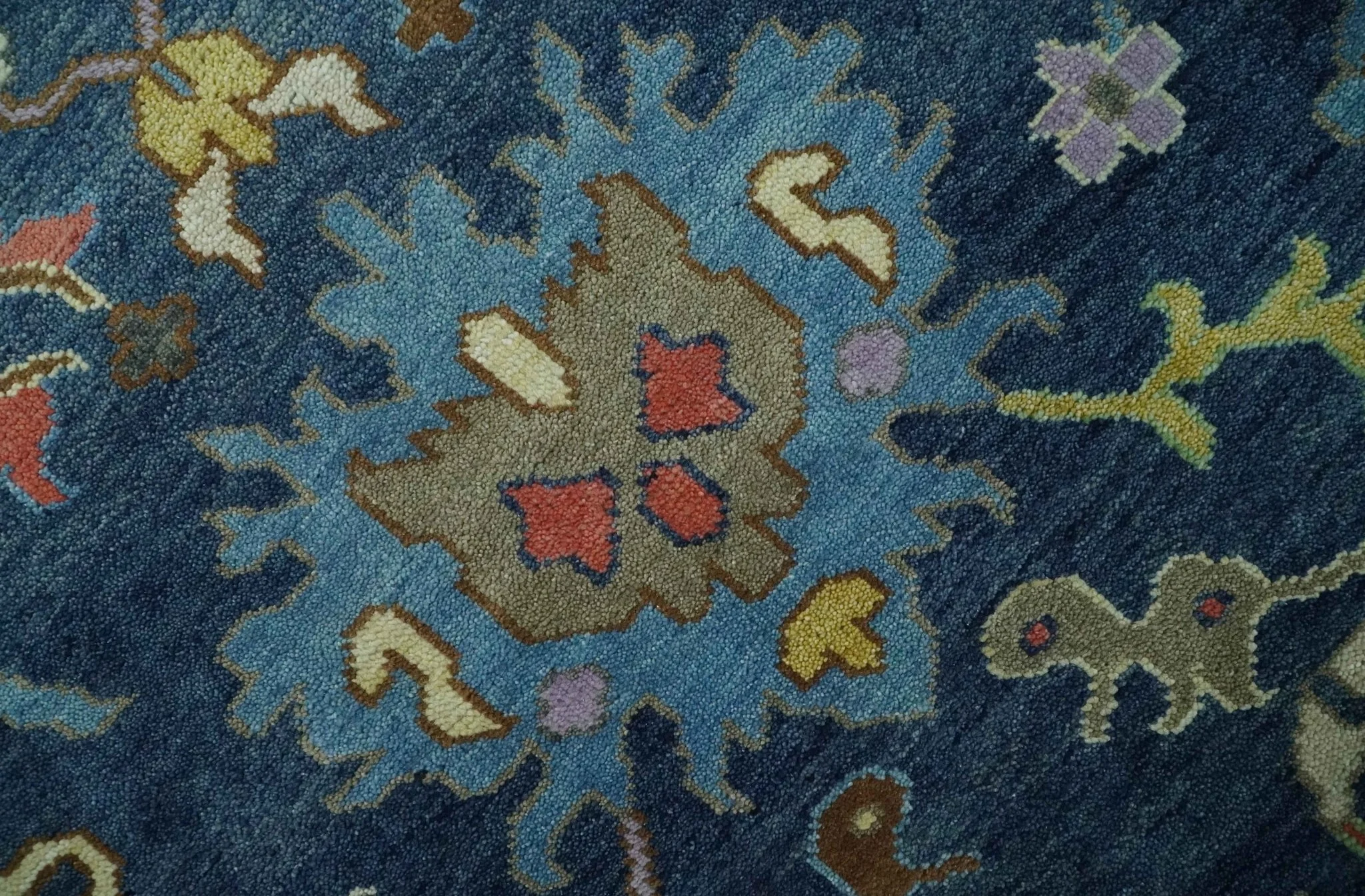 9x12 Wool Traditional Persian Blue and Gray Vibrant Colorful Hand knotted Oushak Area Rug | TRDCP1365912 - Image 4