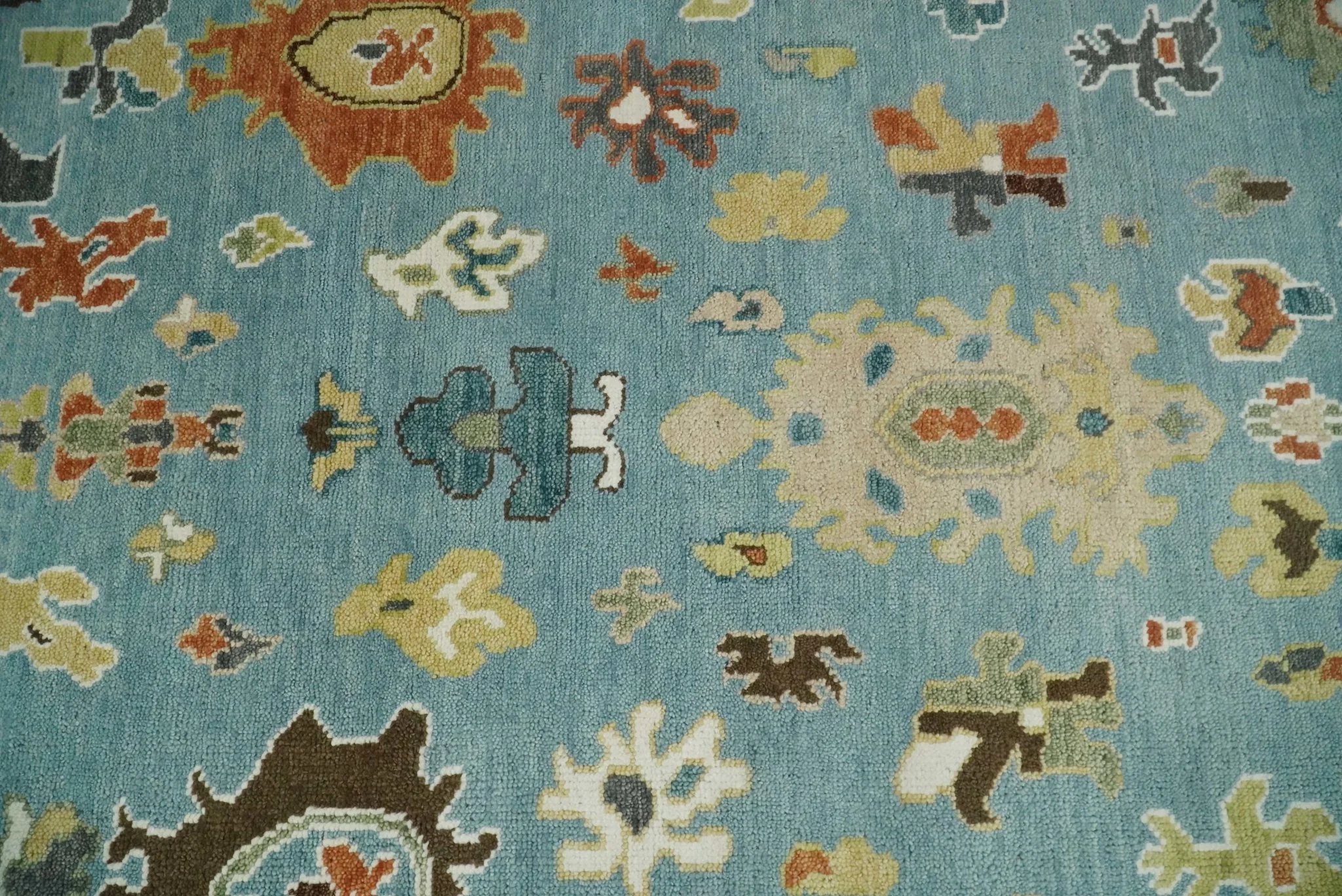 9x12 Hand Knotted Blue and Beige Traditional Vintage Persian Oushak Antique Wool Rug | TRDCP607912 - Image 12