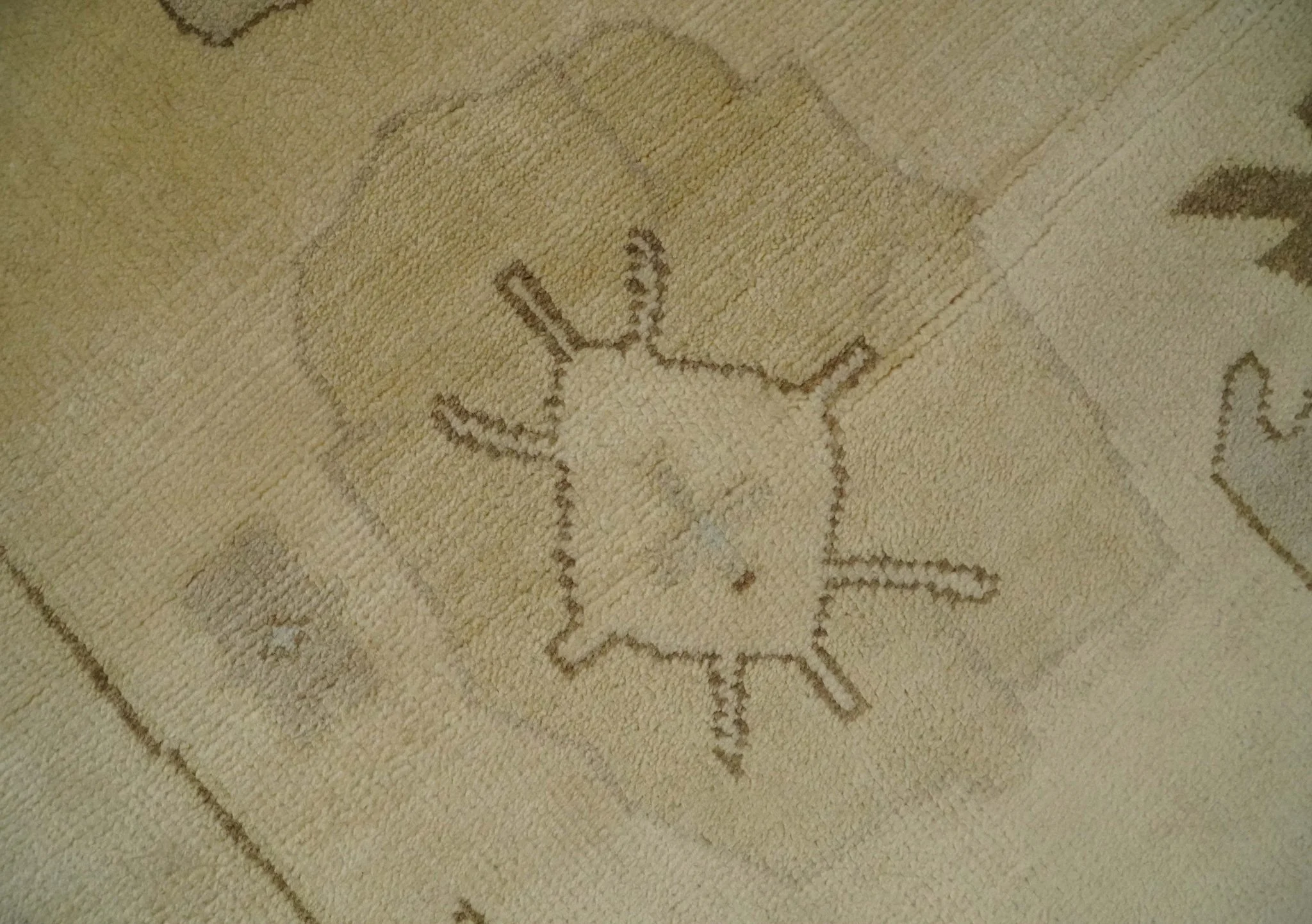Antique Style Fine 9x13 Hand Knotted Beige, Silver and Brown Traditional Wool Rug - Image 4