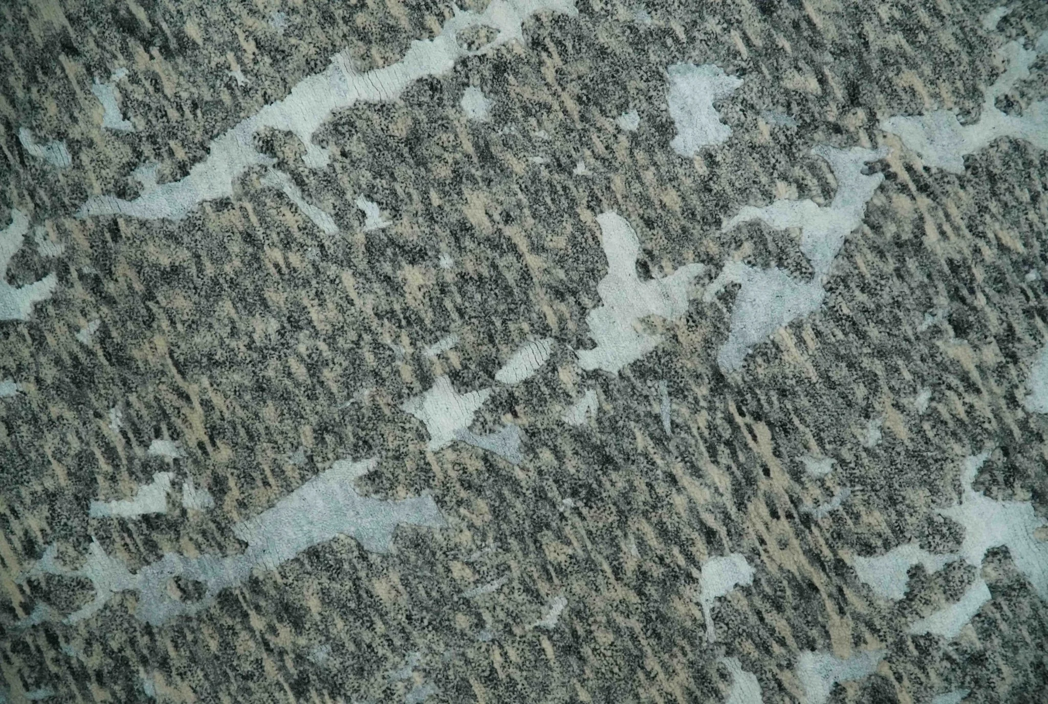 Modern Abstract Charcoal, Beige and Silver Hand Knotted 5.6x8 wool and Bamboo Silk area Rug - Image 5