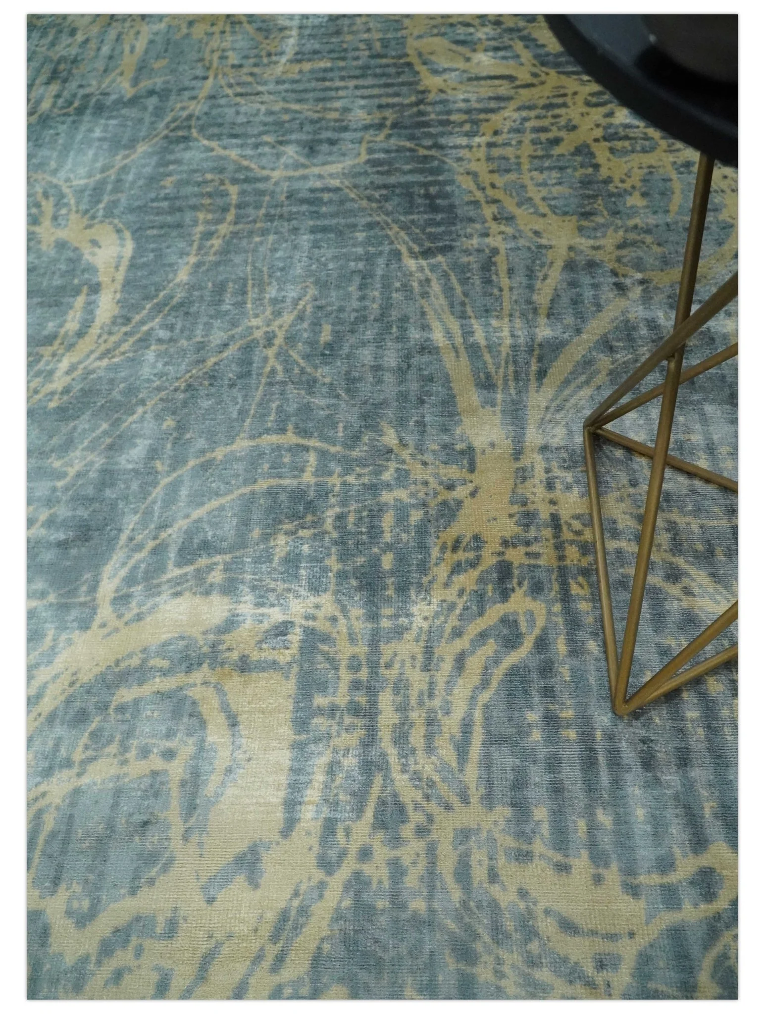 Modern Abstract Gray, Olive and Beige 5x8 Hand loom Viscose Area Rug - Image 3