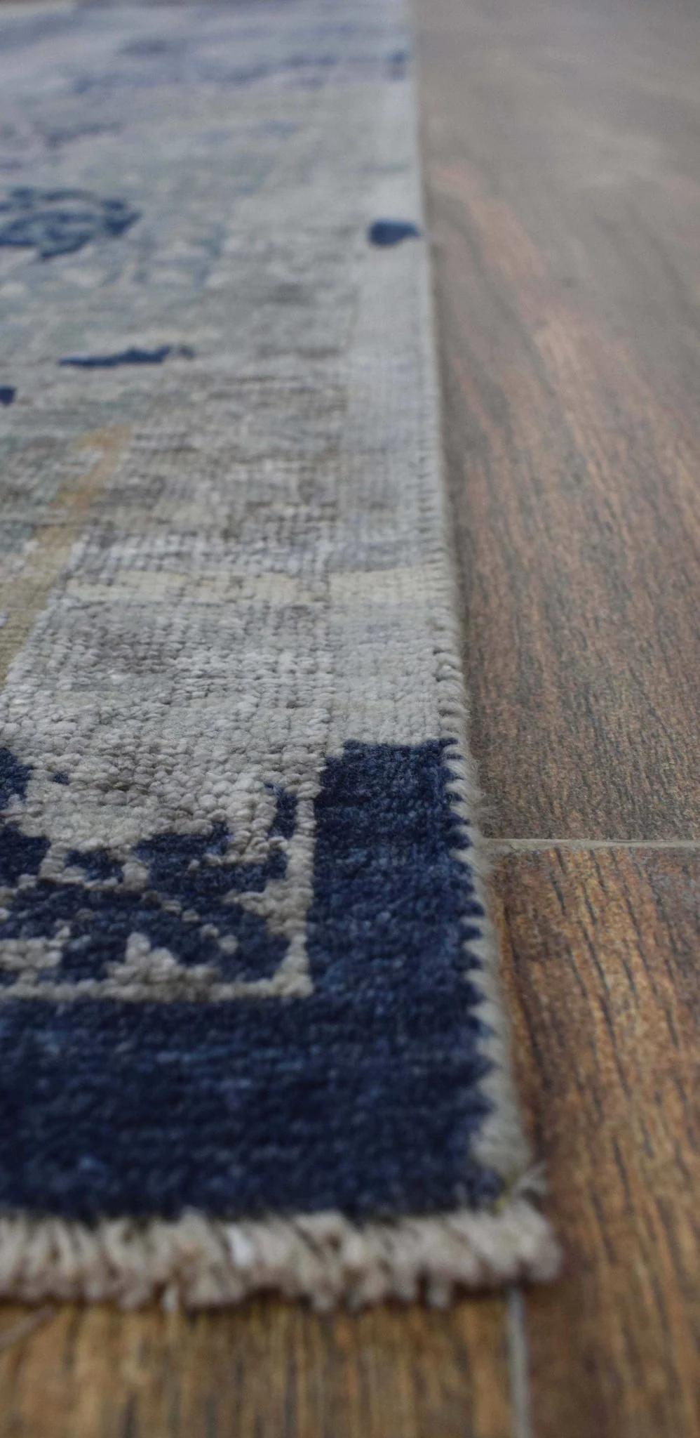 Traditional Handmade Silk and Wool  8x10 Area Rug | TRD1635810 - Image 6