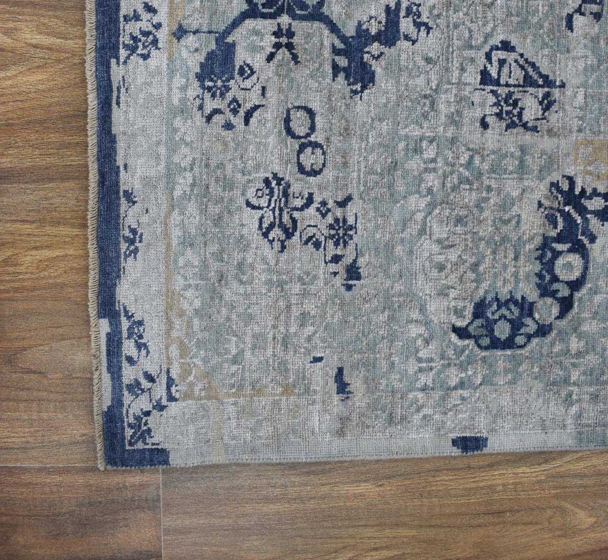 Traditional Handmade Silk and Wool  8x10 Area Rug | TRD1635810 - Image 7