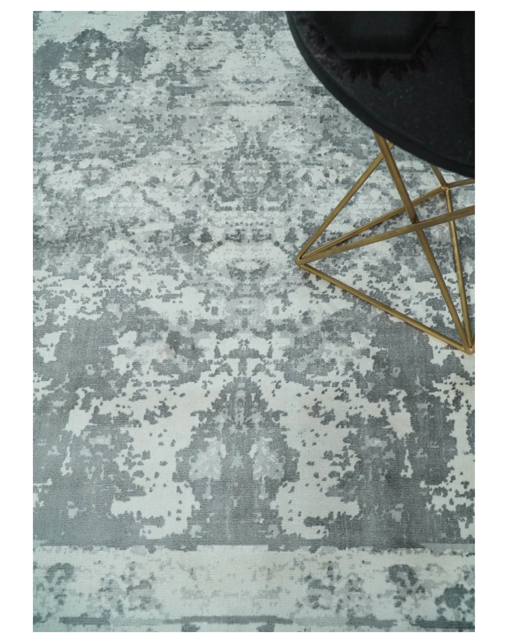 Handmade 7.10x9.9 Abstract Ivory and Gray Blended Wool and Bamboo Silk Area Rug - Image 2