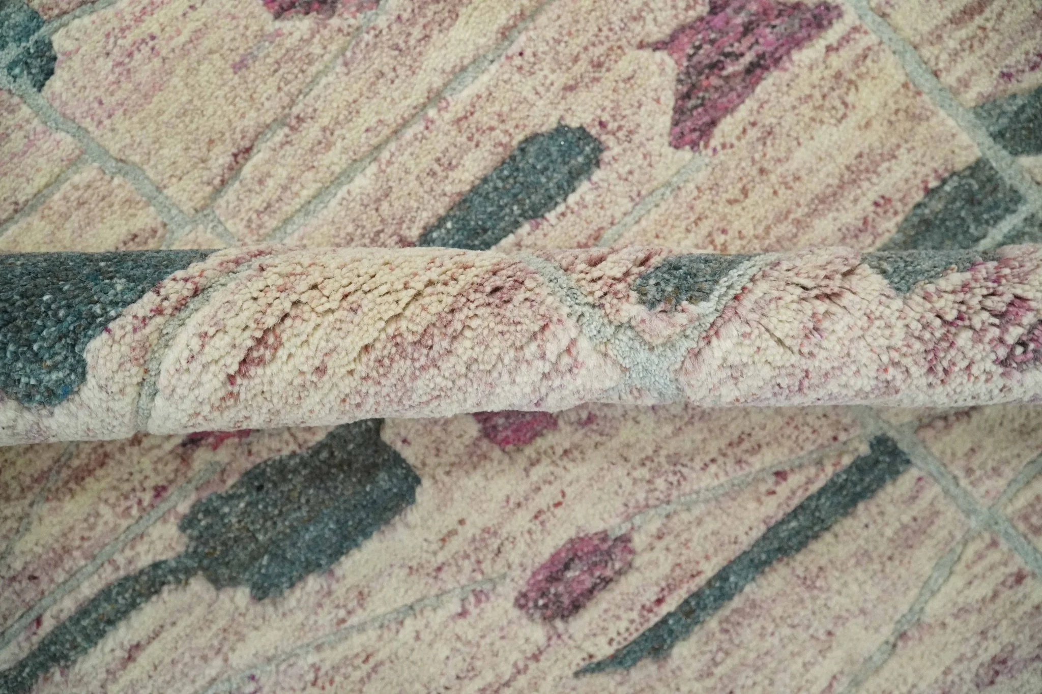 Modern Abstract Pink, Purple, Beige and Green Hand Knotted 5x8 wool Area Rug - Image 7