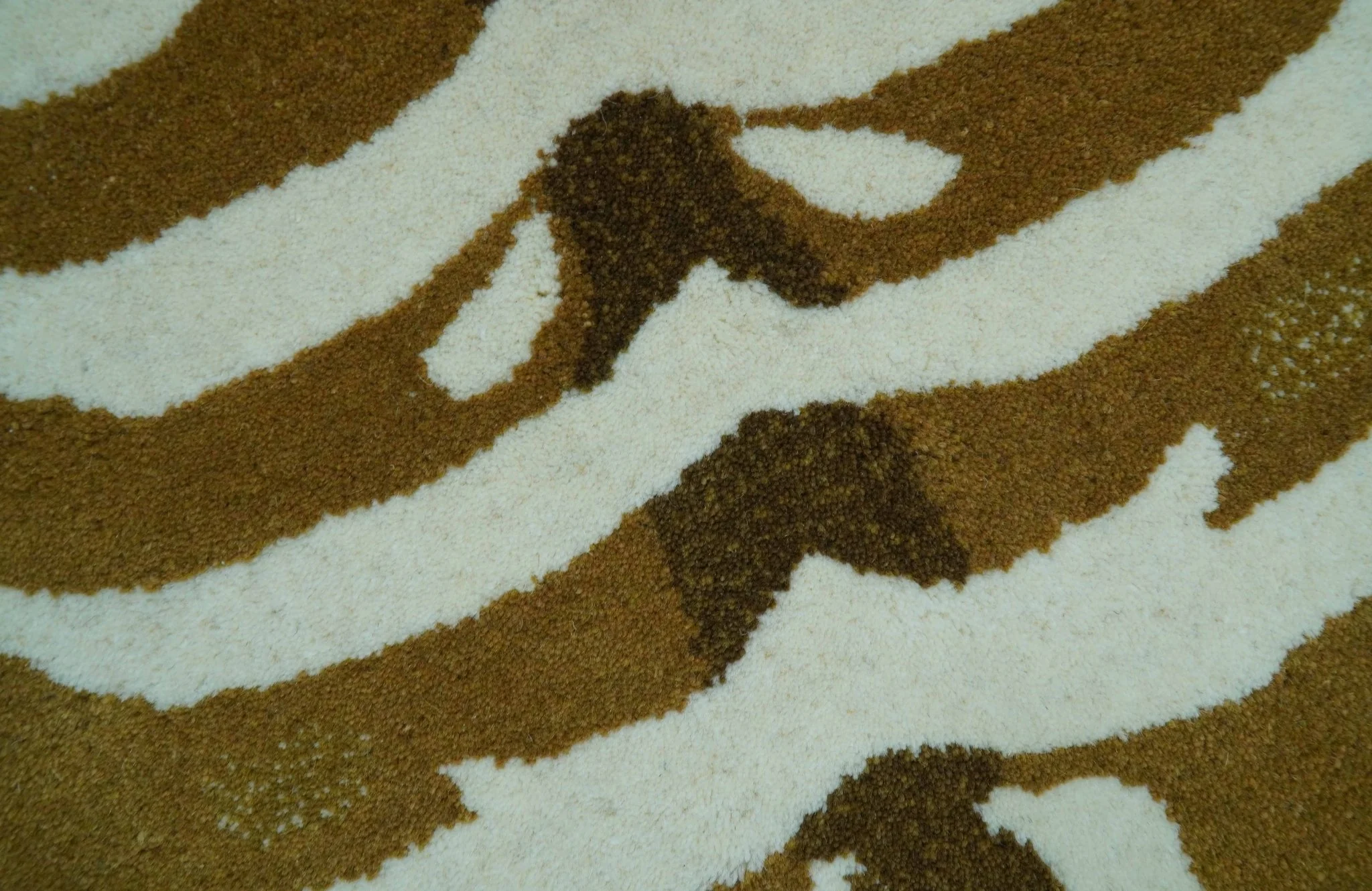 Animal Deer Brown Hand Tufted 3x5 Wool Area Rug - Image 3