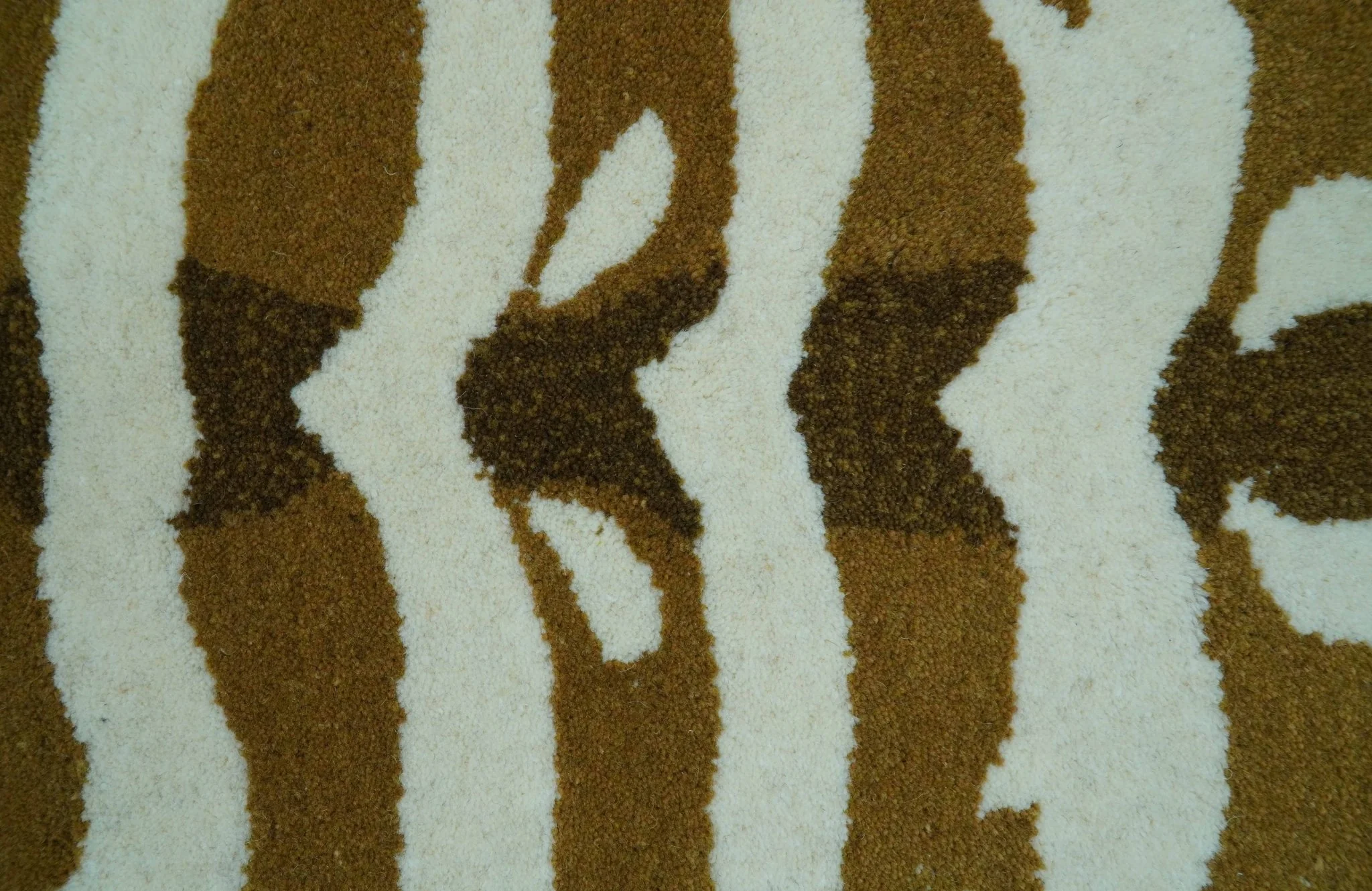 Animal Deer Brown Hand Tufted 3x5 Wool Area Rug - Image 4