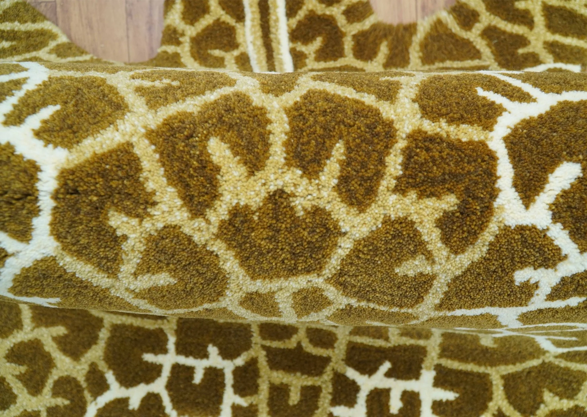 Animal Giraffe Brown Hand Tufted 3x5 Wool Area Rug - Image 5