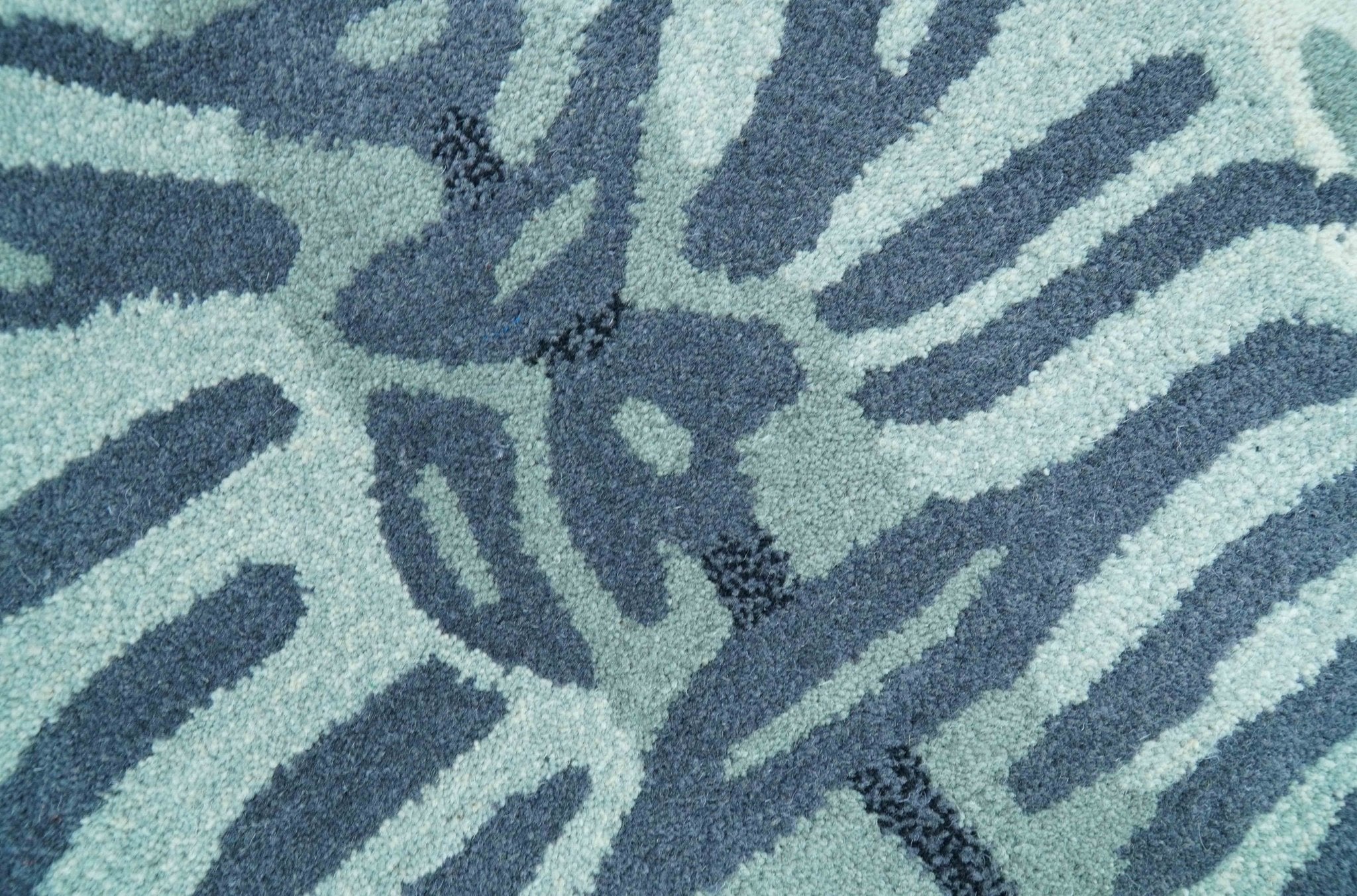Animal Tiger Blue Hand Tufted 3x5 Wool Area Rug - Image 3