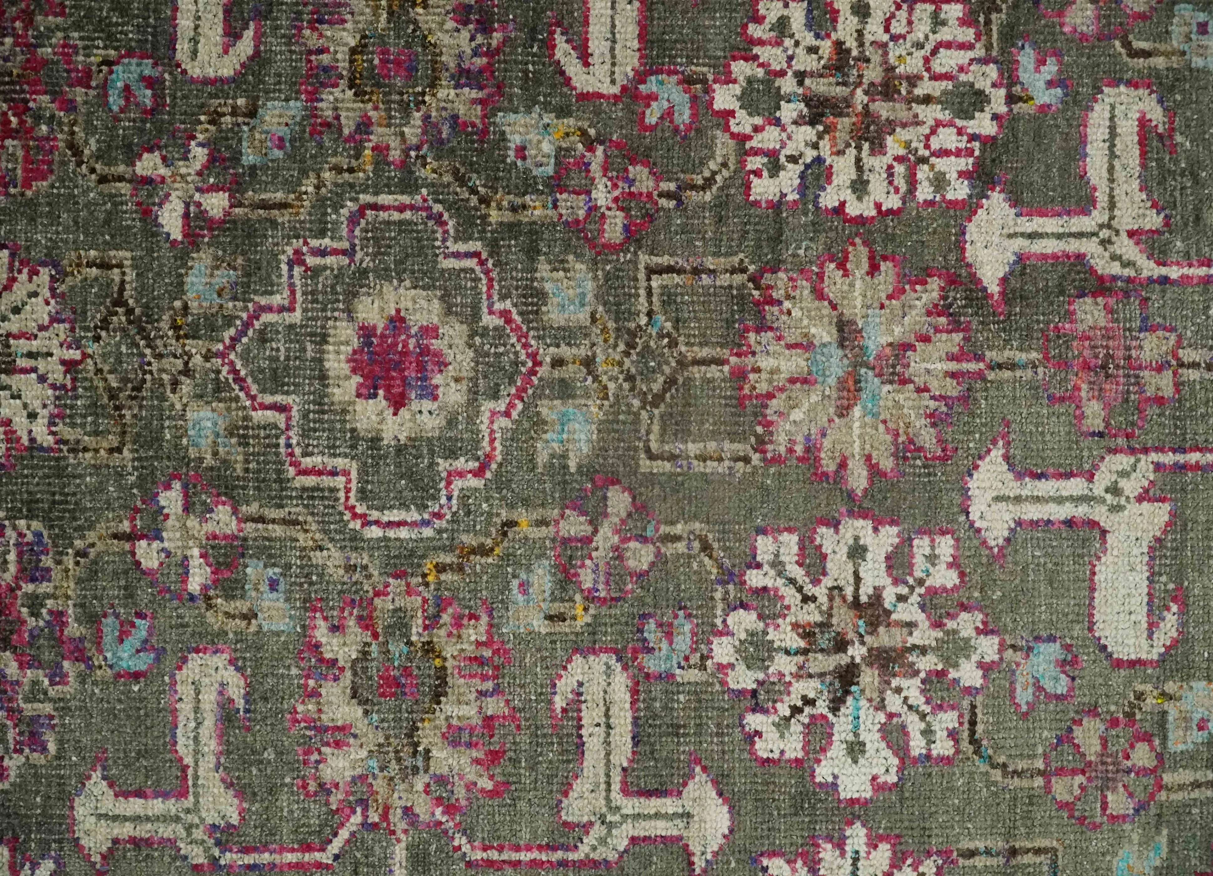 Antique Moss Green 5x8 Hand Knotted Beige and Pink Persian made of Bamboo Silk Area Rug | OP70 - Image 8