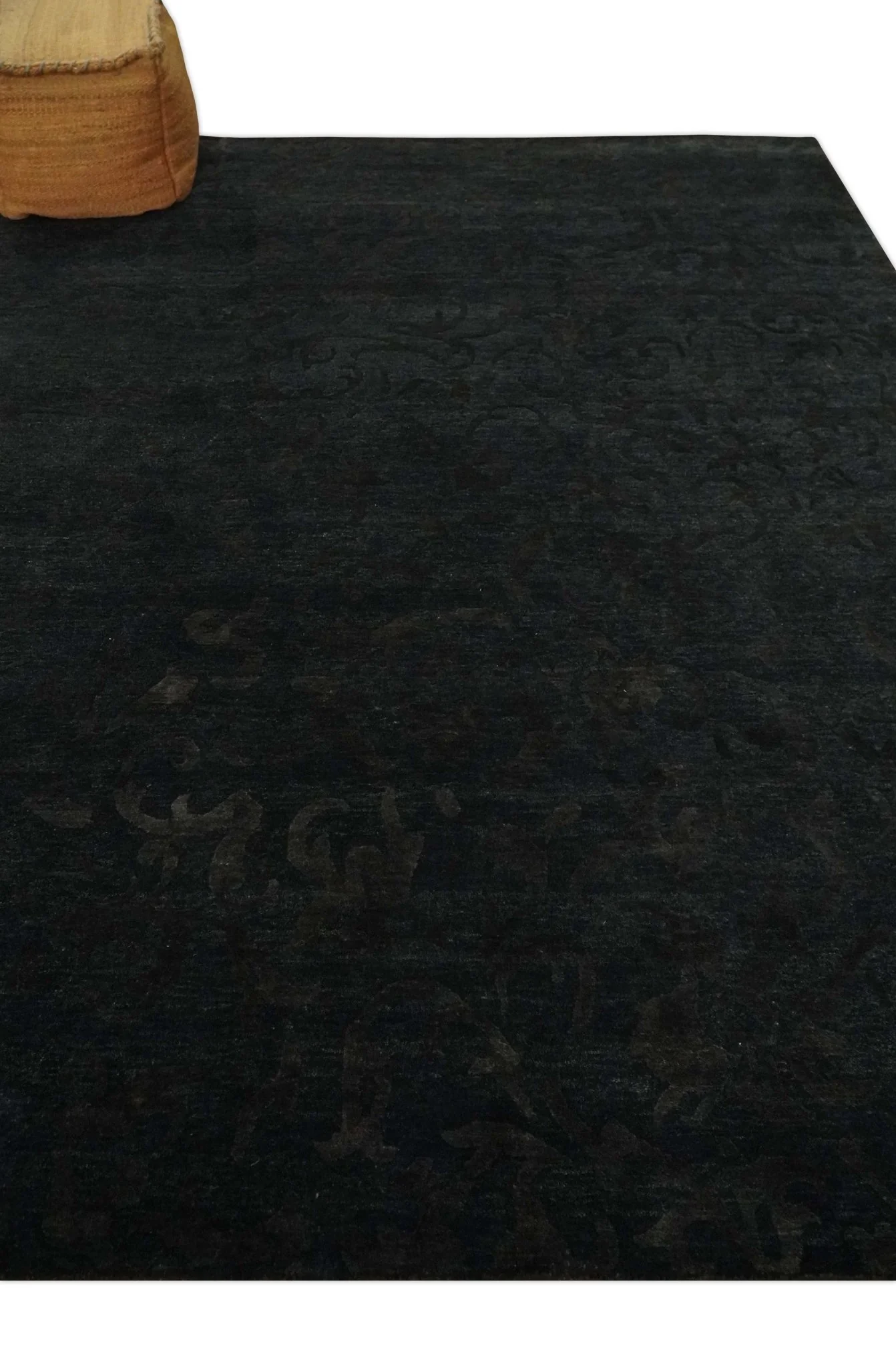 Antique Style Charcoal, Gray and Silver 8x10 Hand knotted wool Area Rug - Image 3