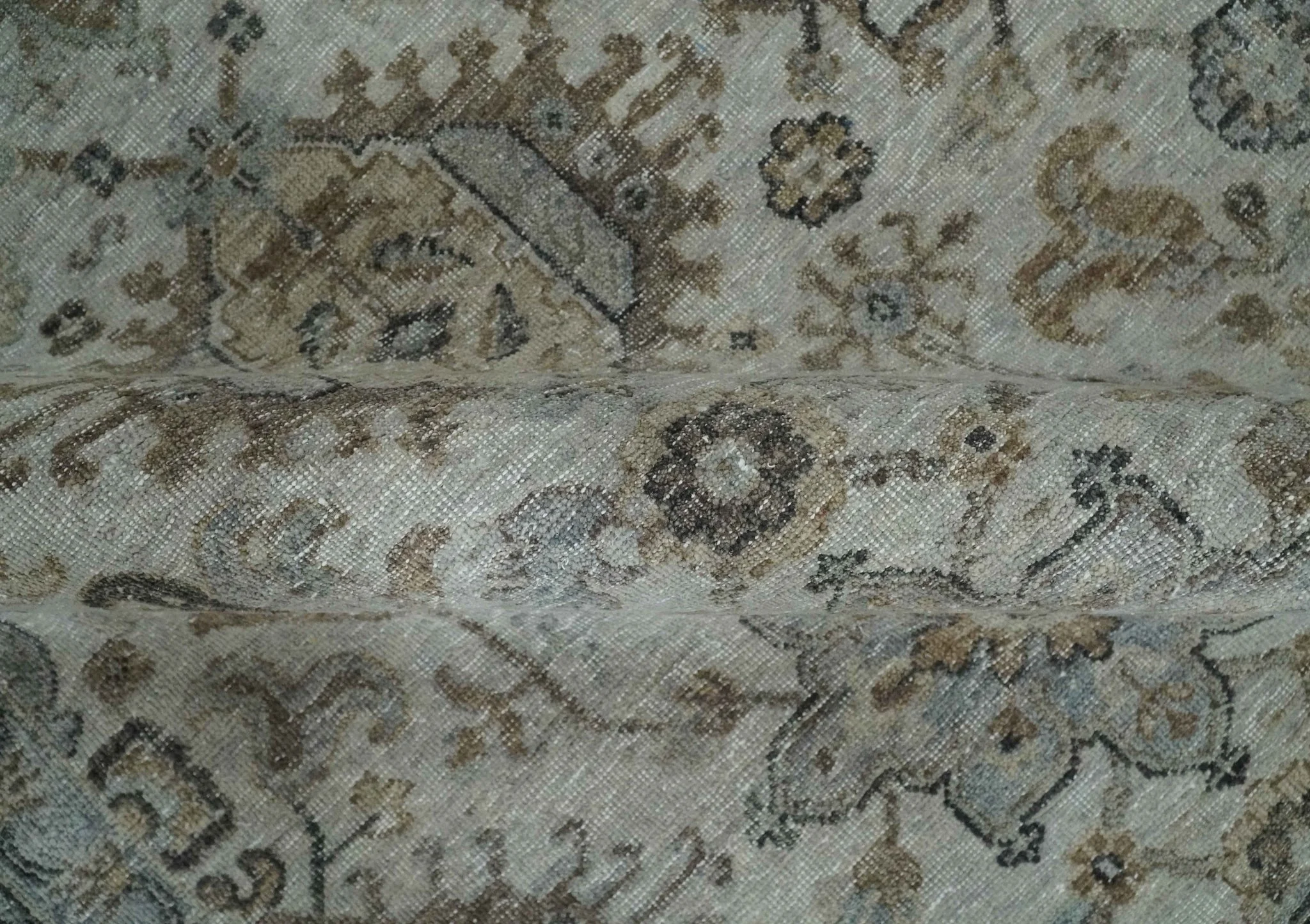 Antique Distressed style Ivory, Charcoal and Beige Low Pile 8x10 wool Area Rug - Image 8