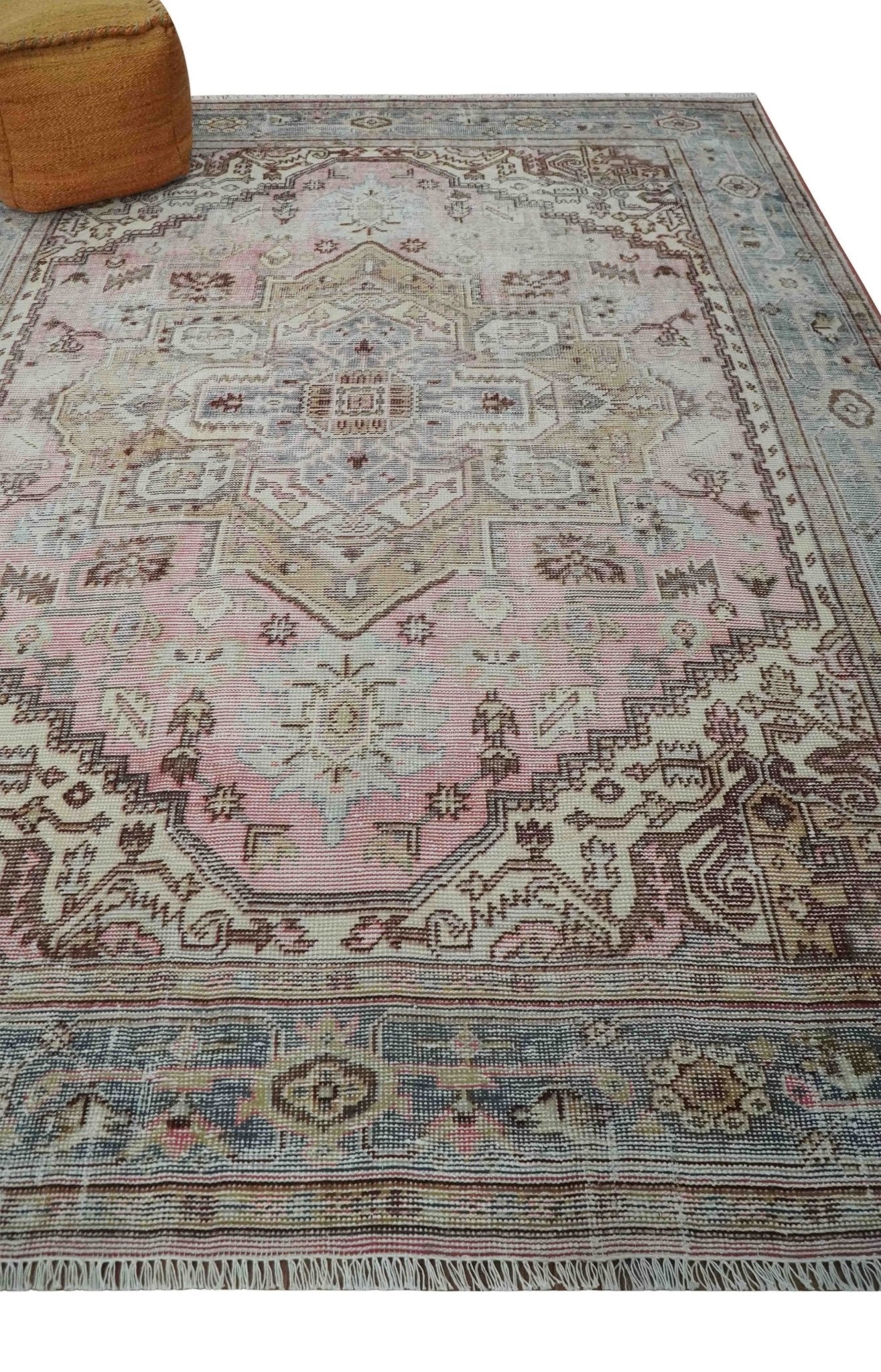 8x10 Distressed Low Pile Hand knotted Beige, Peach and Silver Wool Area Rug - Image 3