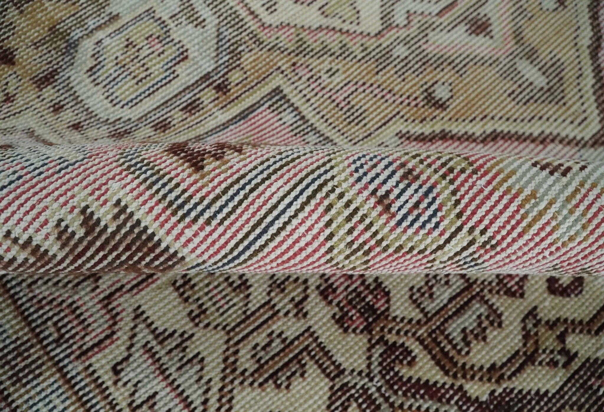 8x10 Distressed Low Pile Hand knotted Beige, Peach and Silver Wool Area Rug - Image 7