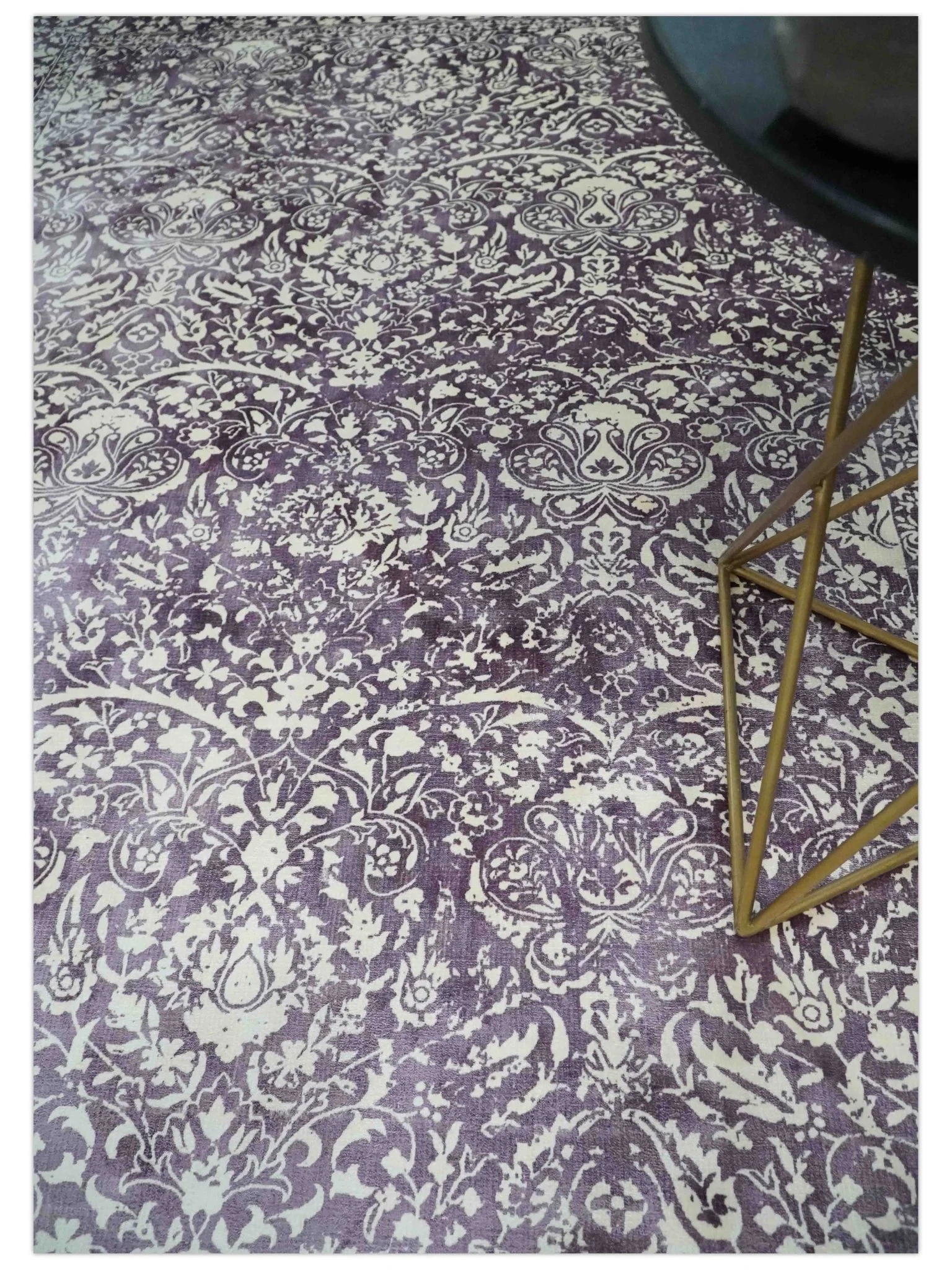 Premium Style Floral Ivory and Dark Purple 5.6x8 Handloom Wool and Viscose Area Rug - Image 3