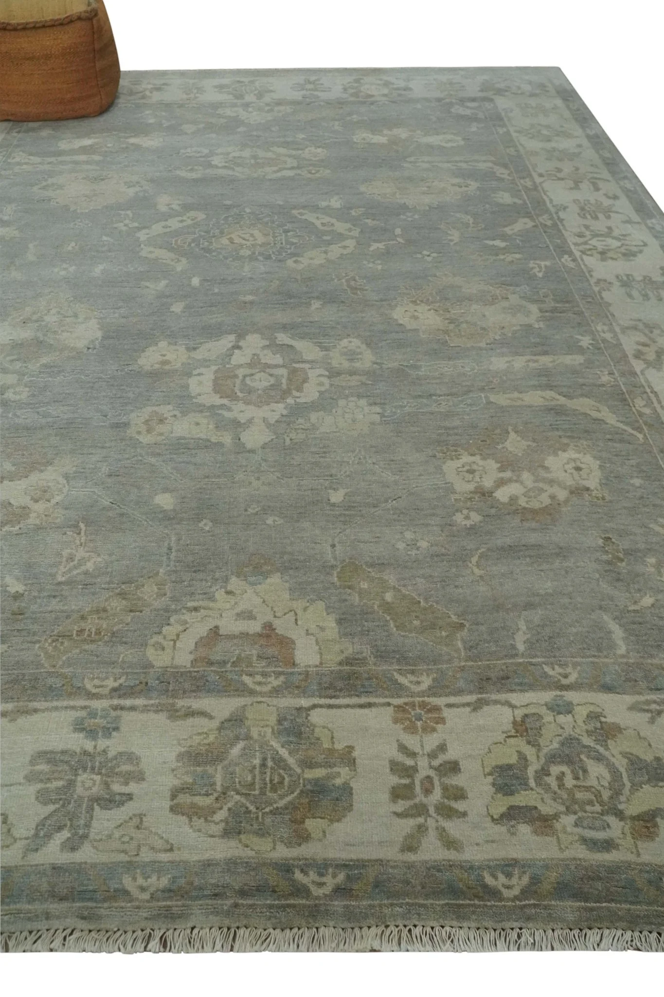 Antique style Gray and Beige 9x12 Hand knotted Oushak wool Area Rug - Image 3