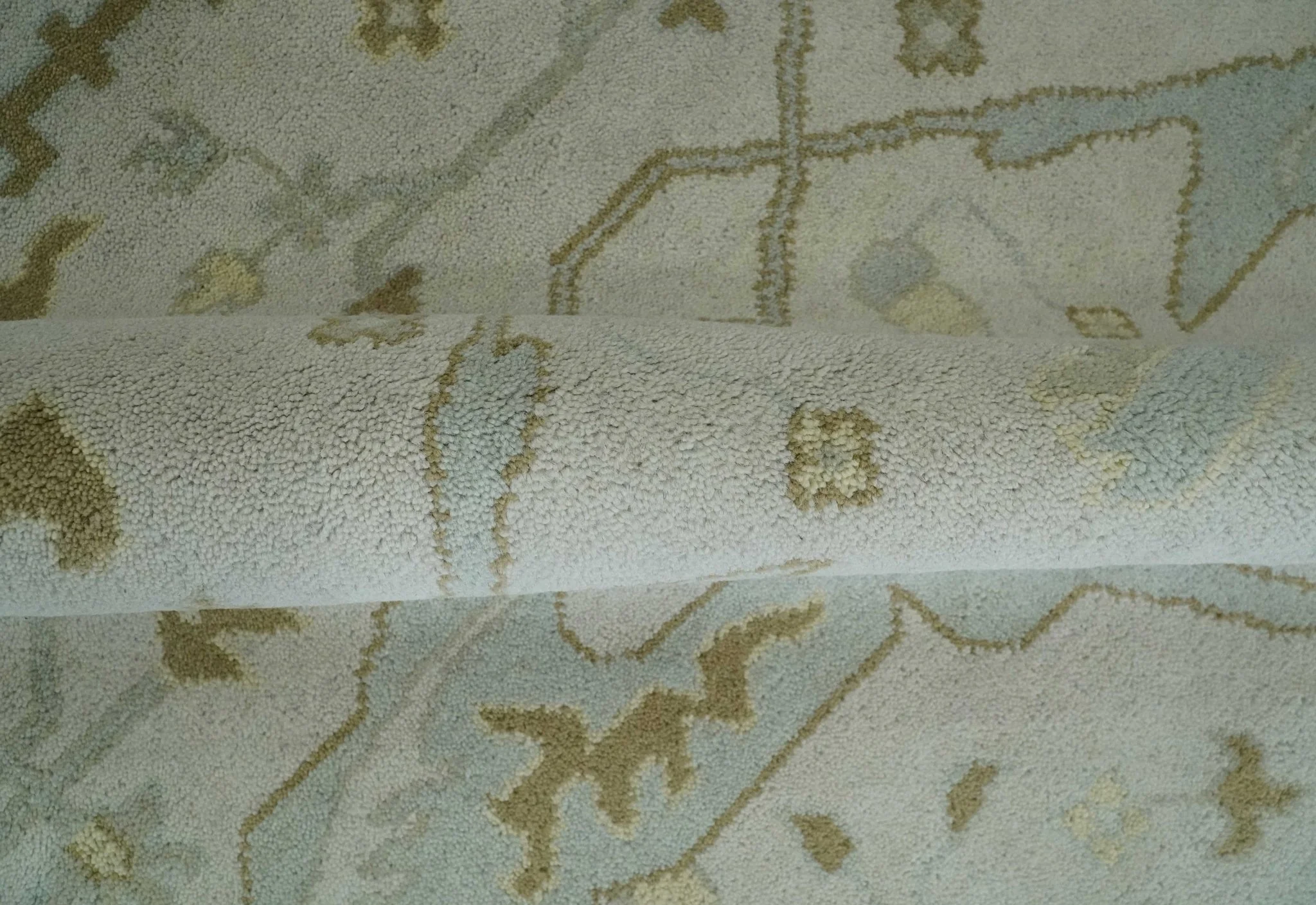 Antique Ivory, Silver and Beige Hand Knotted 8x10 Oriental Oushak Wool Area Rug, Living Room Rug | TRDCP1161810 - Image 6