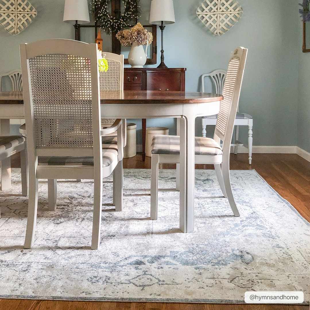 Antique look Ivory And Charcoal Medallion Washable Area Rug - Image 2