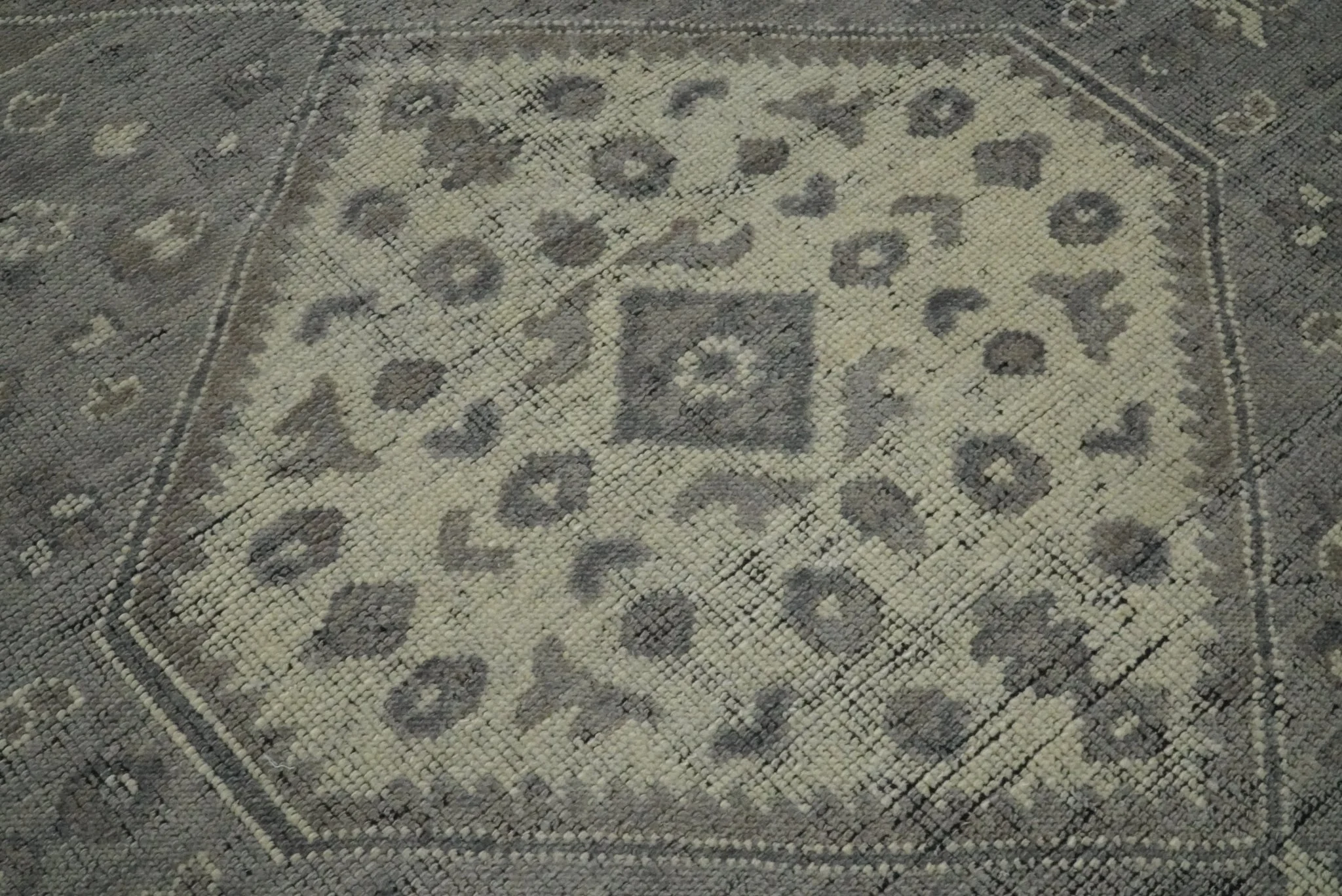 Custom Made Vintage Distressed Hand Knotted Serapi Gray and Beige Traditional Antique Area Rug - Image 4
