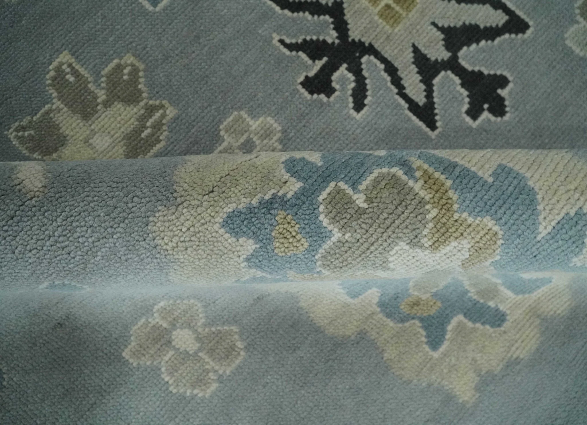 Custom Made Antique look Silver, Beige Hand Knotted Traditional Oushak Wool Area Rug - Image 6