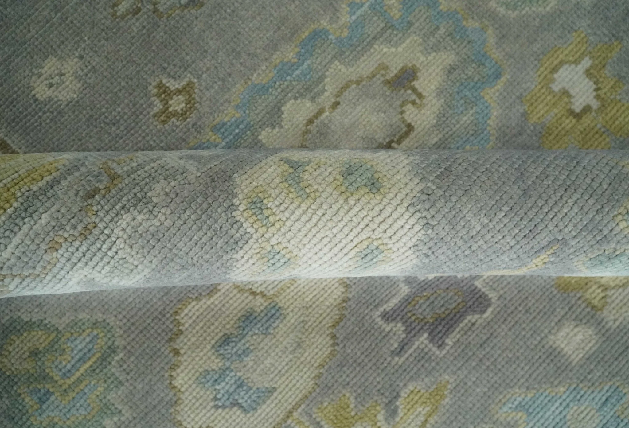 Antique Silver Hand Knotted Oushak Wool Area Rug - Image 6
