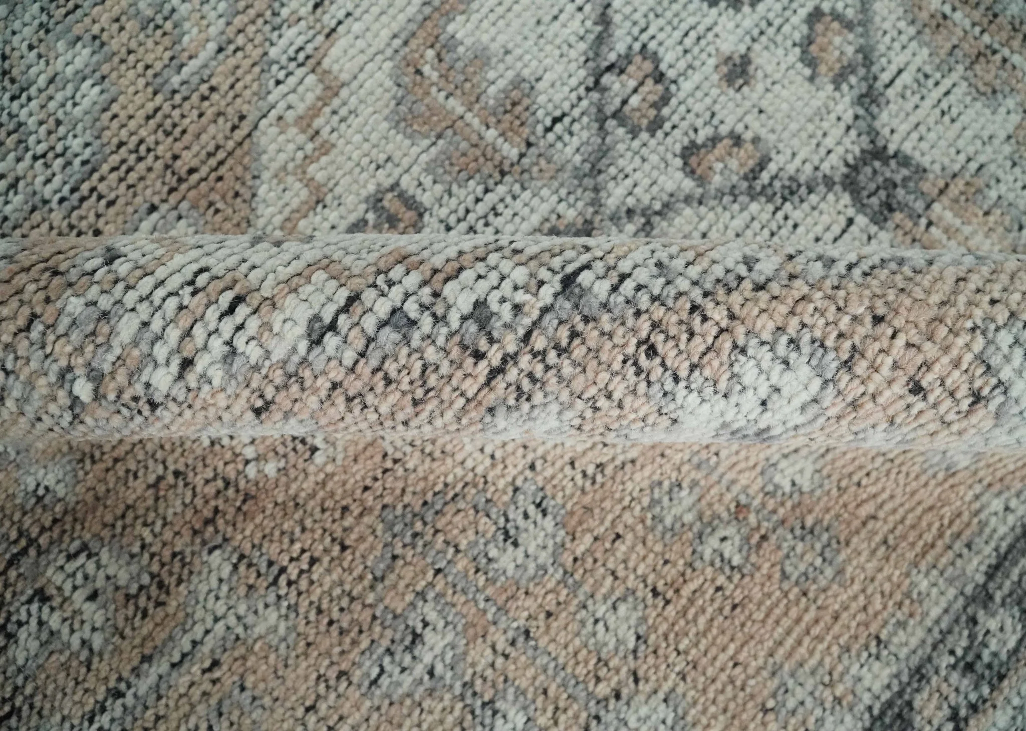 Antique Style Peach, Ivory and Charcoal 8x10 Hand knotted Traditional wool Area Rug - Image 8