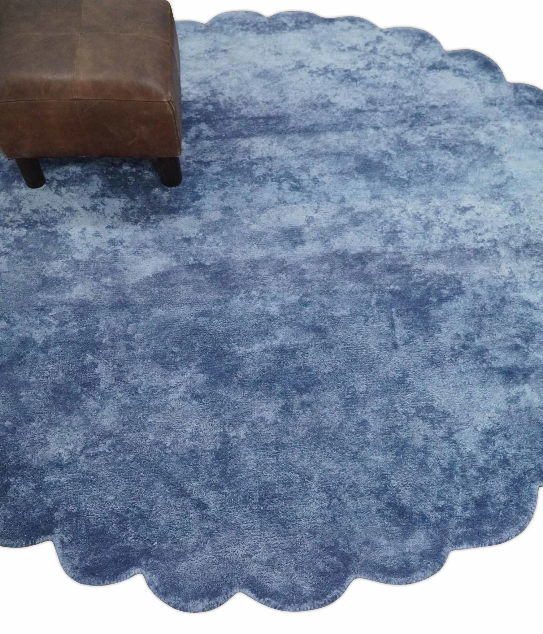 Art Silk 6x6 Round Modern Solid Violet Rug,  entryway, bedside, living room rug | VIS1 - Image 3