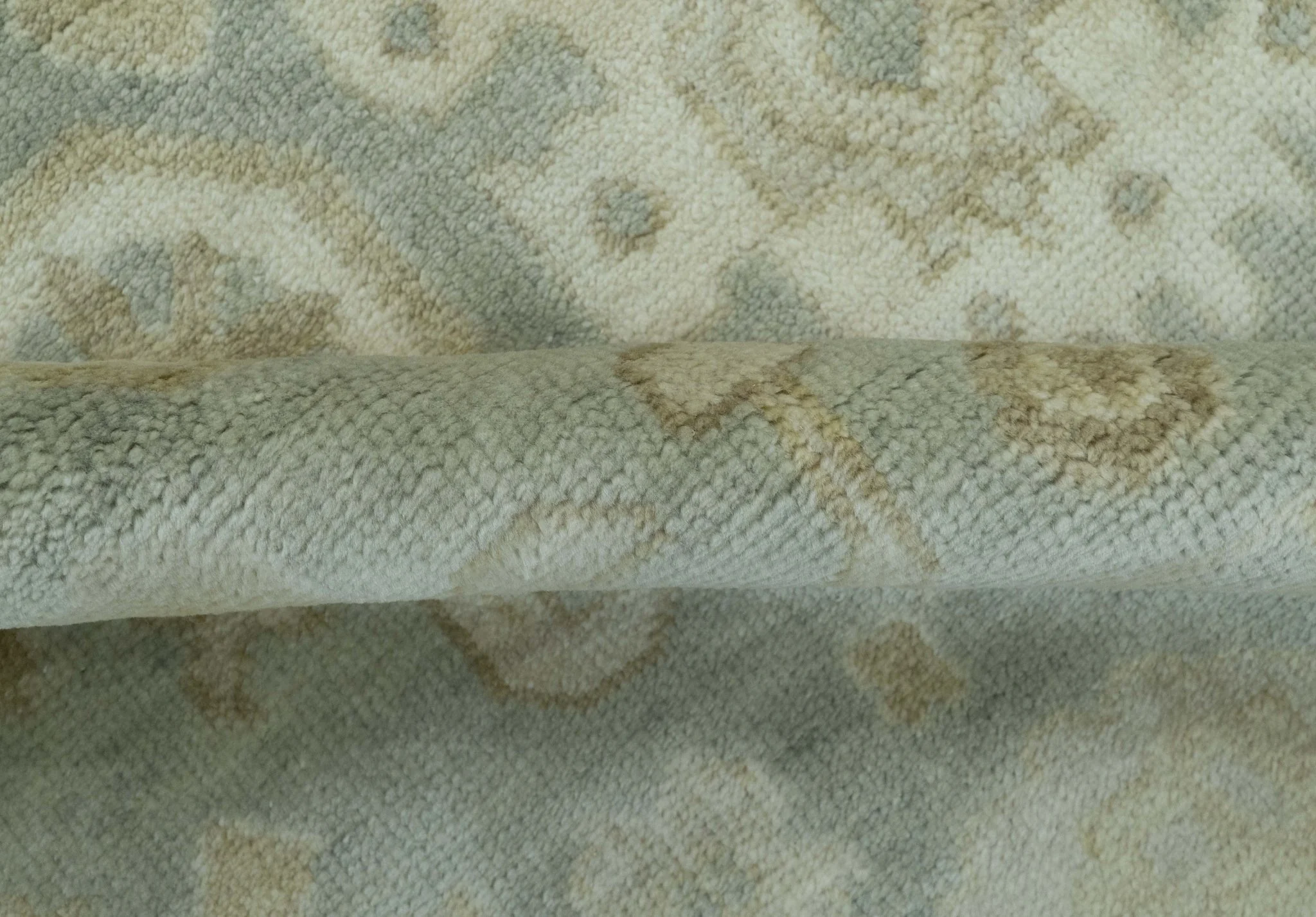 Beige And Blue Traditional Oushak Design  6x9 Hand Knotted Wool Area Rug - Image 7