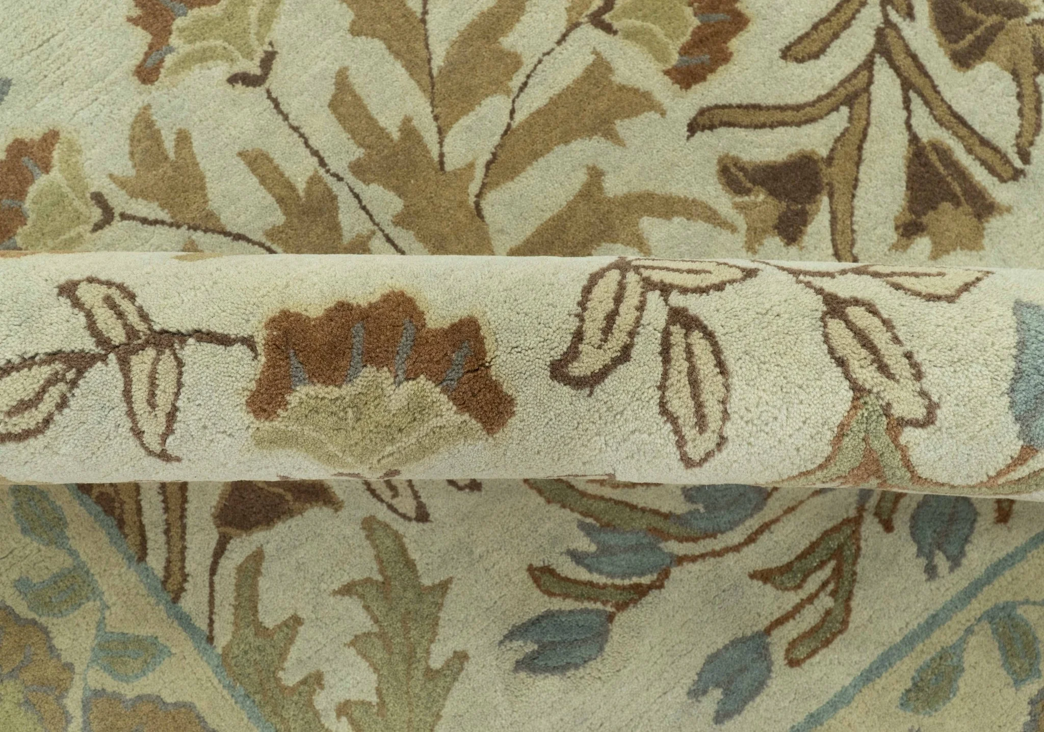 Beige And Brown Traditional Floral Design Hand Tufted 8x10 Wool Area Rug - Image 6