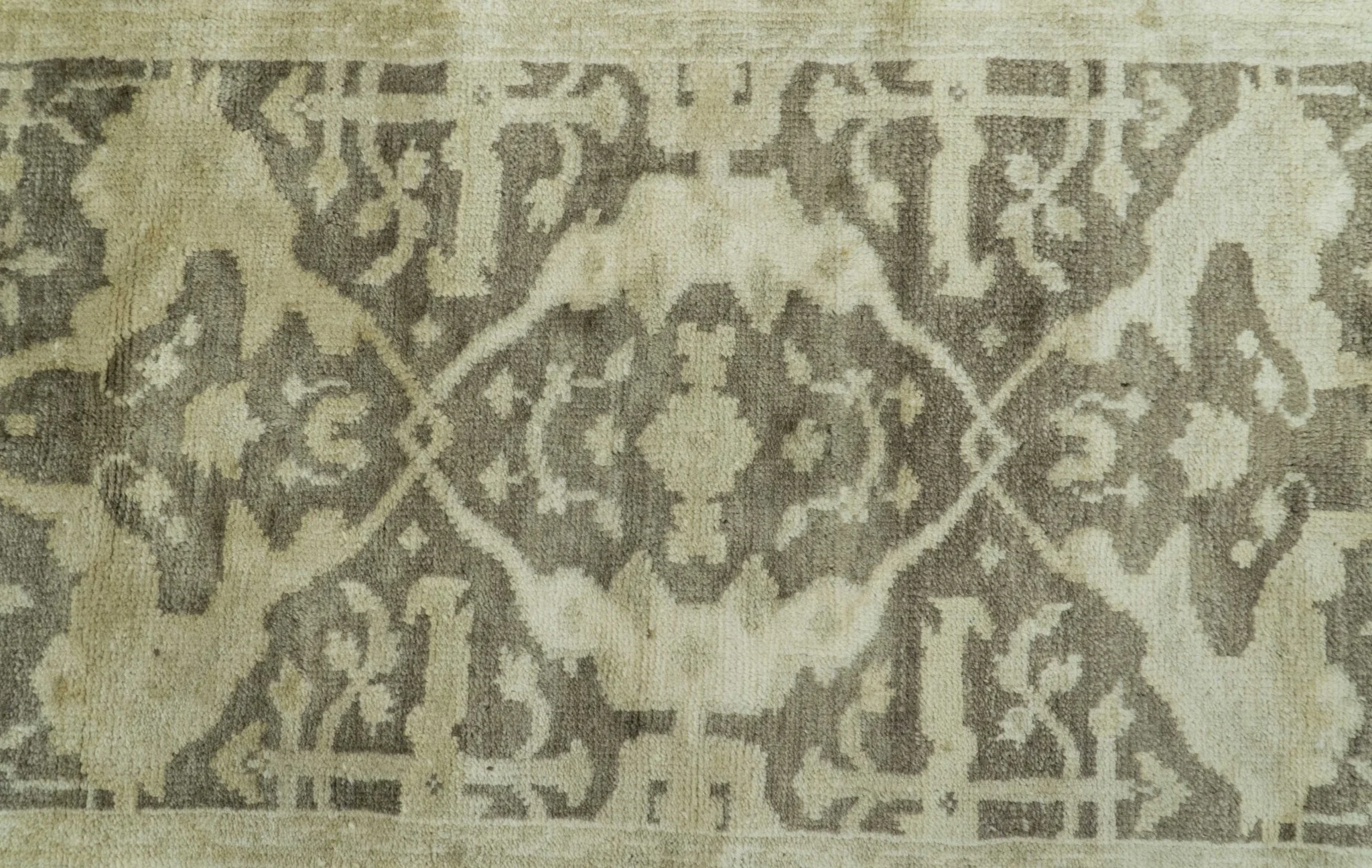 Beige And Brown Traditional Oushak Design Hand Knotted 3x5 wool area rug - Image 5